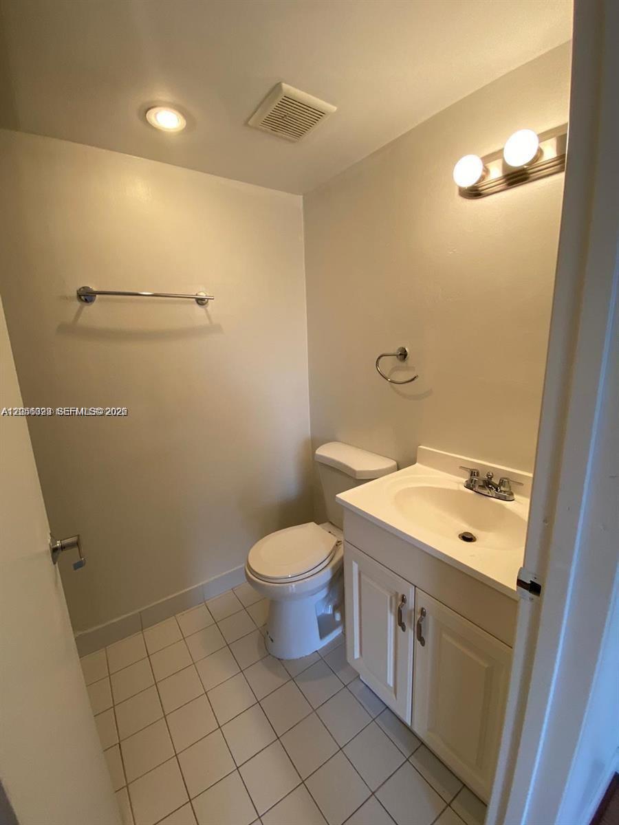 4713 NW 7TH ST # 1 Unit: 306-1
