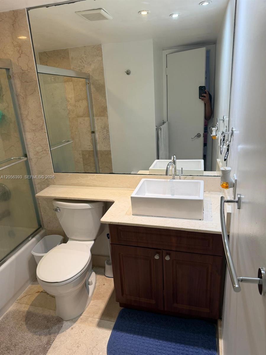 4713 NW 7TH ST # 1 Unit: 306-1