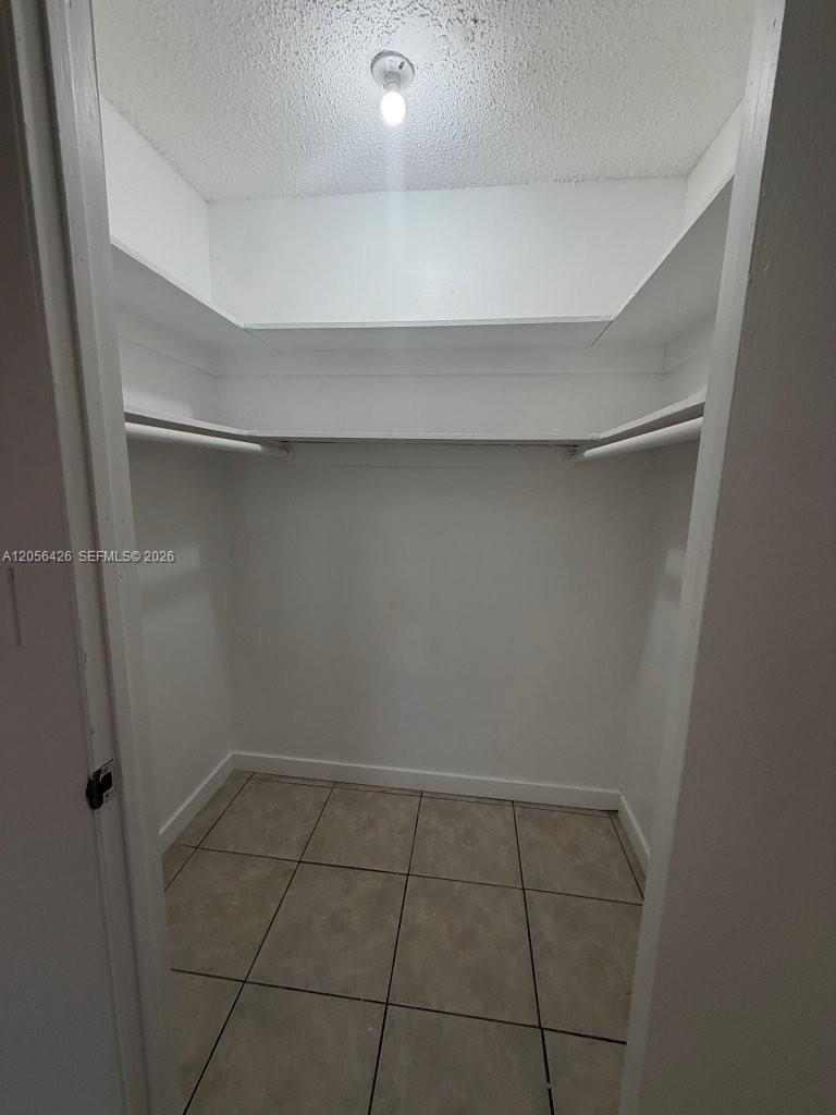 1132 NE 5th Ave # 2