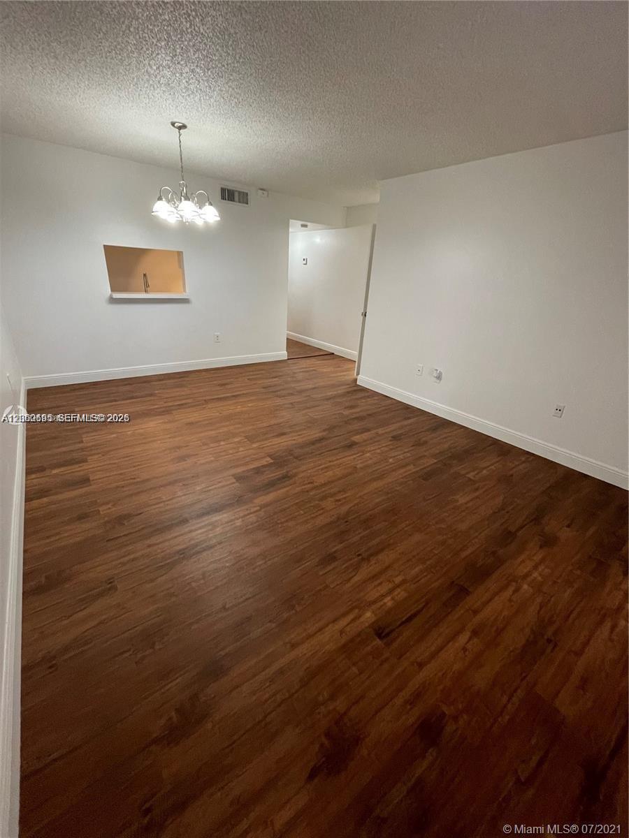 721 N Pine Island Rd # 104