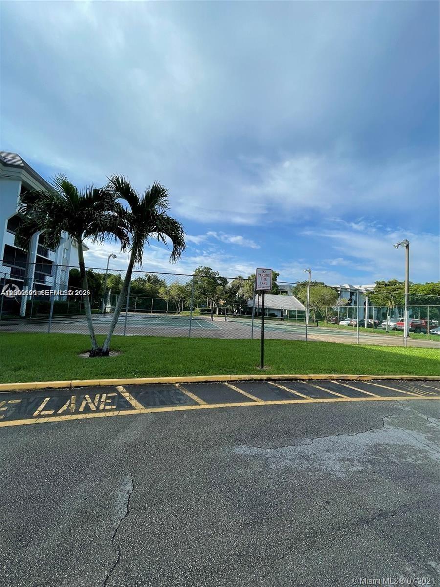 721 N Pine Island Rd # 104