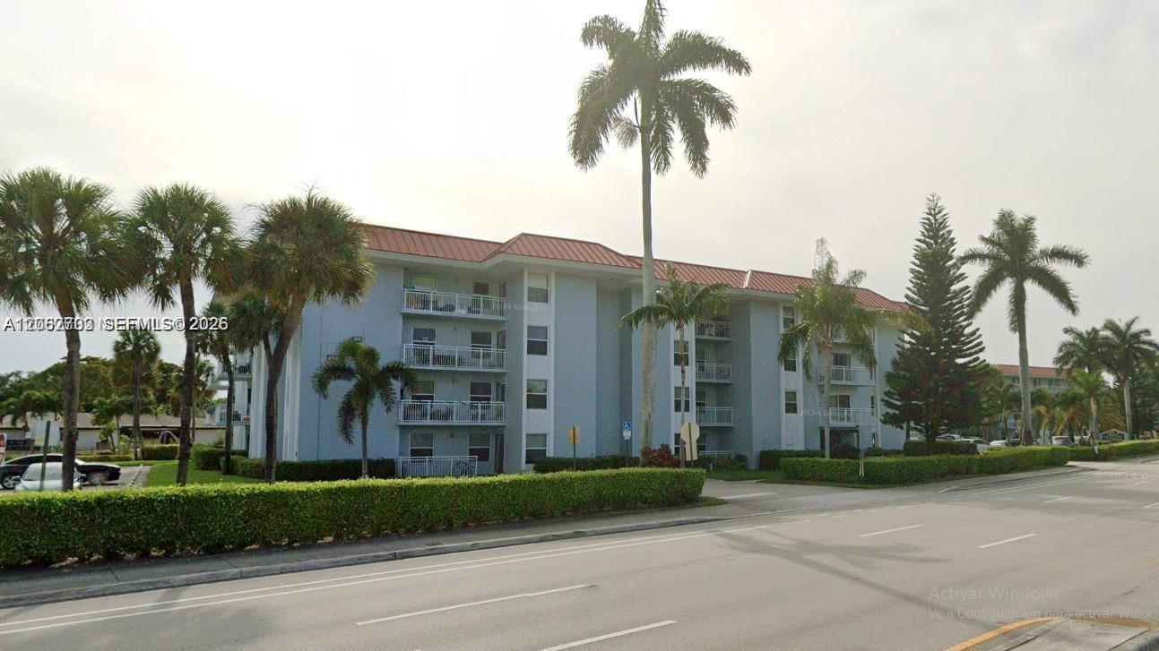 405 S Pine Island Rd # 401D