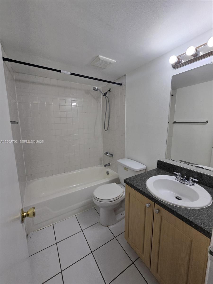 405 S Pine Island Rd # 401D
