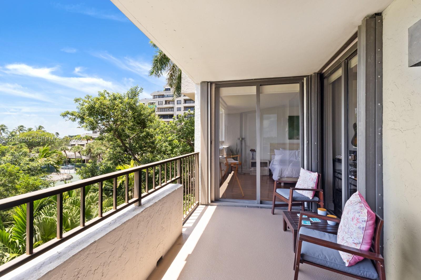161 Crandon Blvd # 317