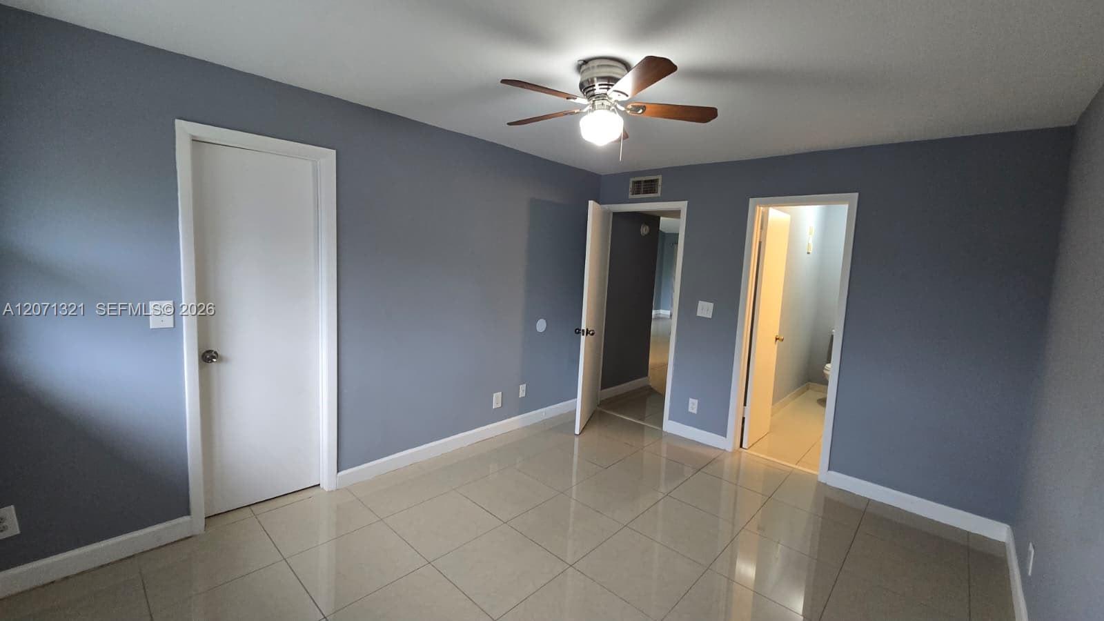 8787 NW 39th St