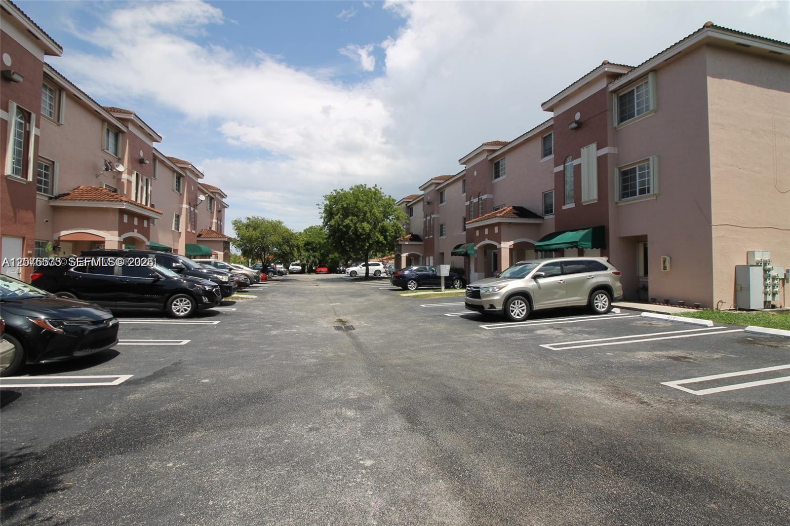 12005 SW 14th St # D Unit: 407-D
