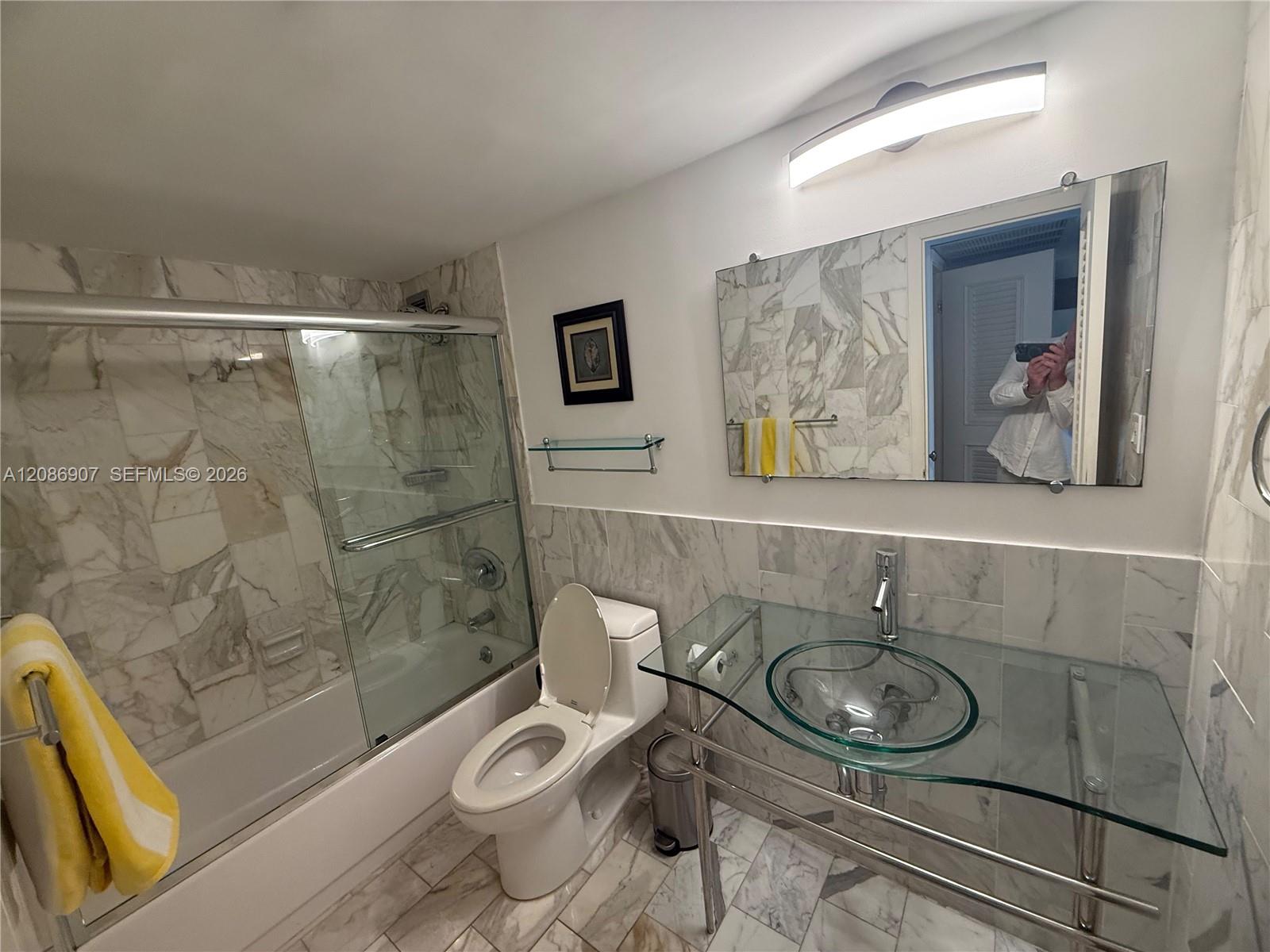 5555 Collins Ave # 7Z