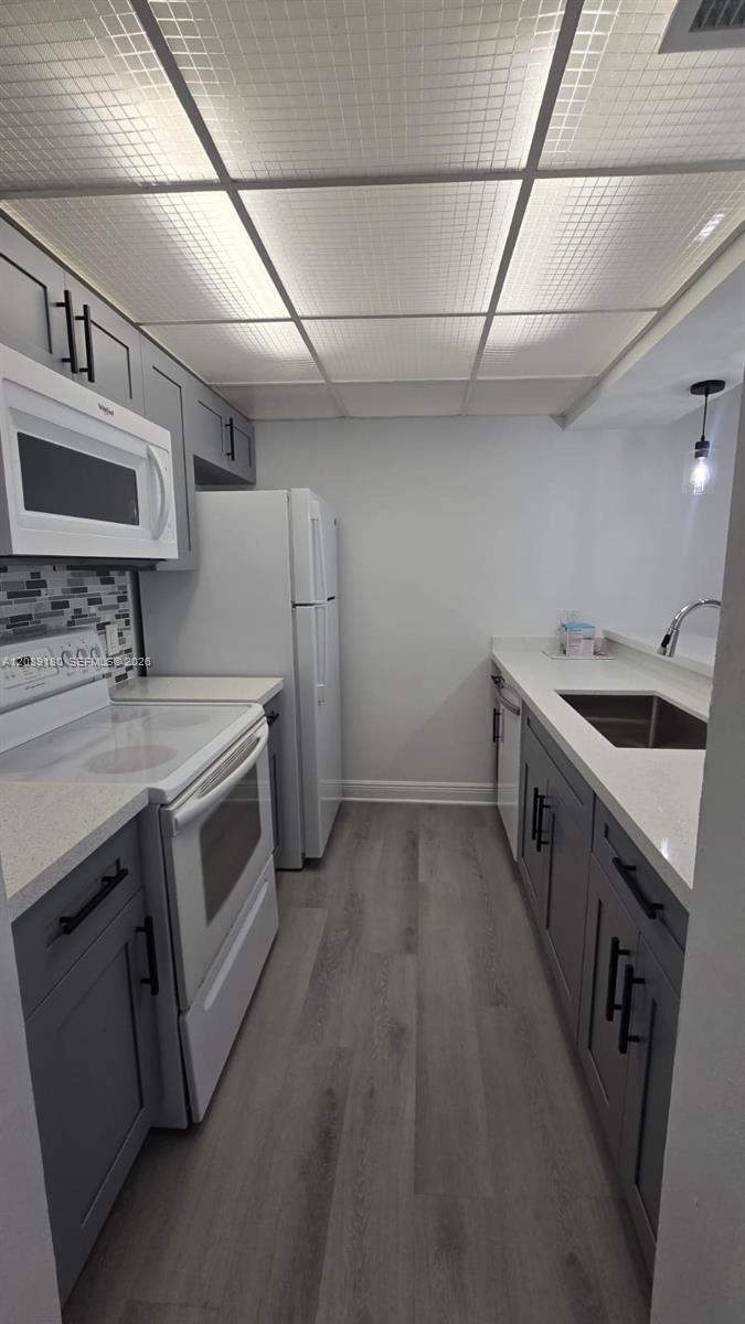 8180 Geneva Ct # 419