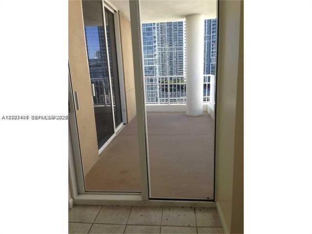 701 BRICKELL KEY BL # 2404
