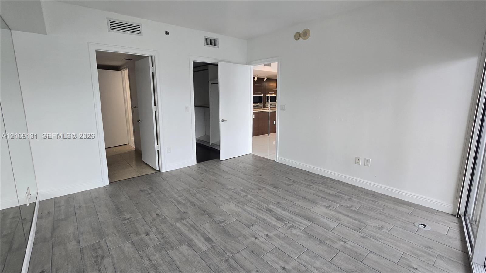485 Brickell Ave # 4103