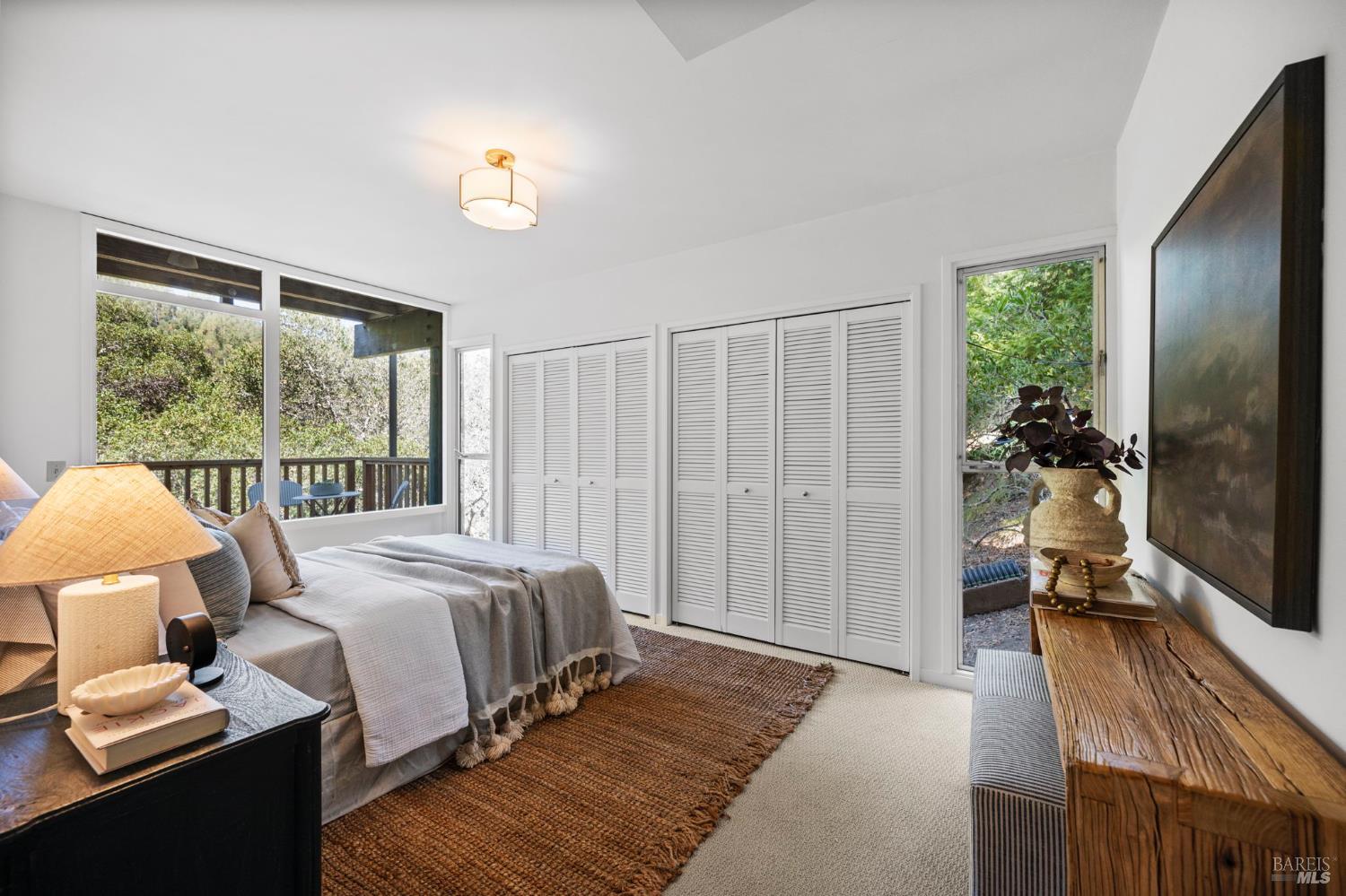 3 Coronet Way