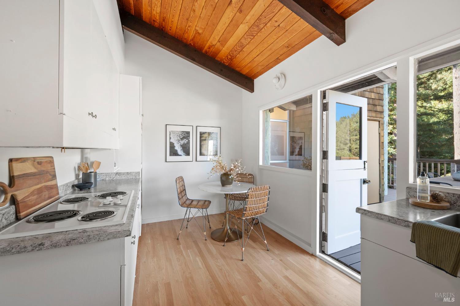 3 Coronet Way