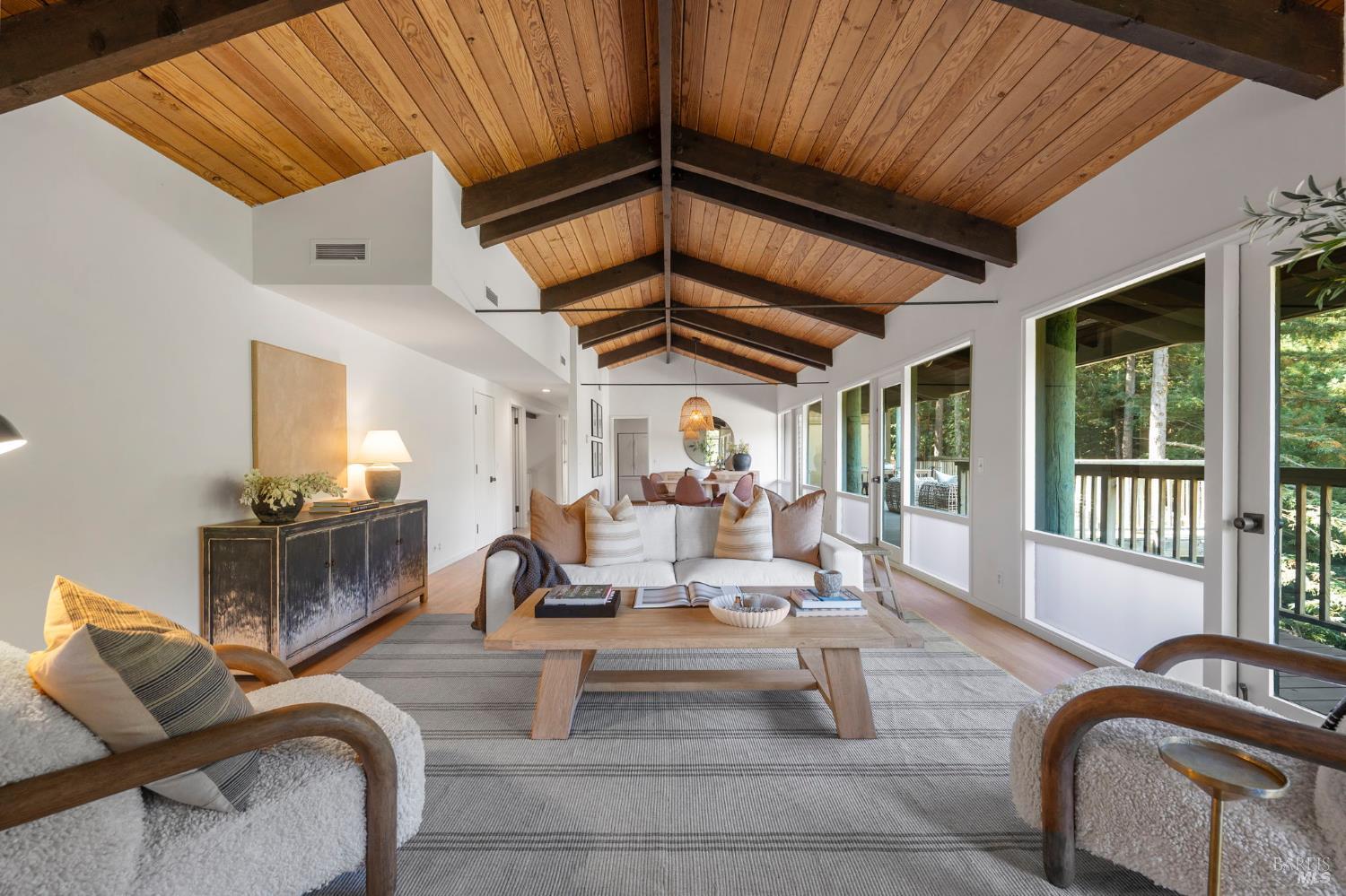 3 Coronet Way