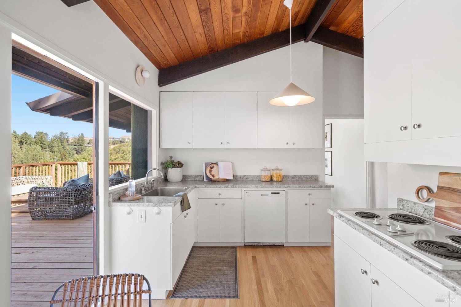3 Coronet Way