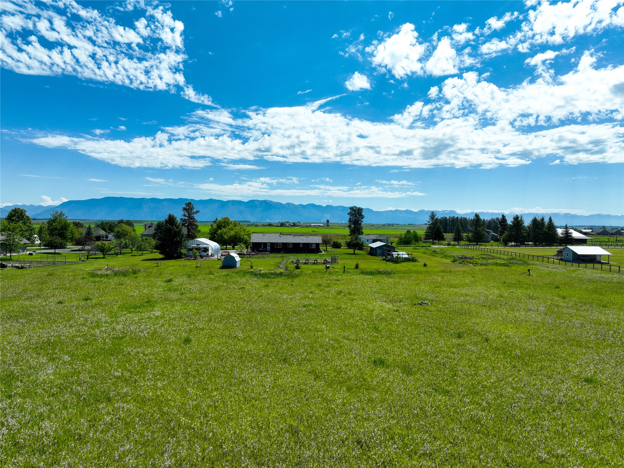 154 W Valley Acres