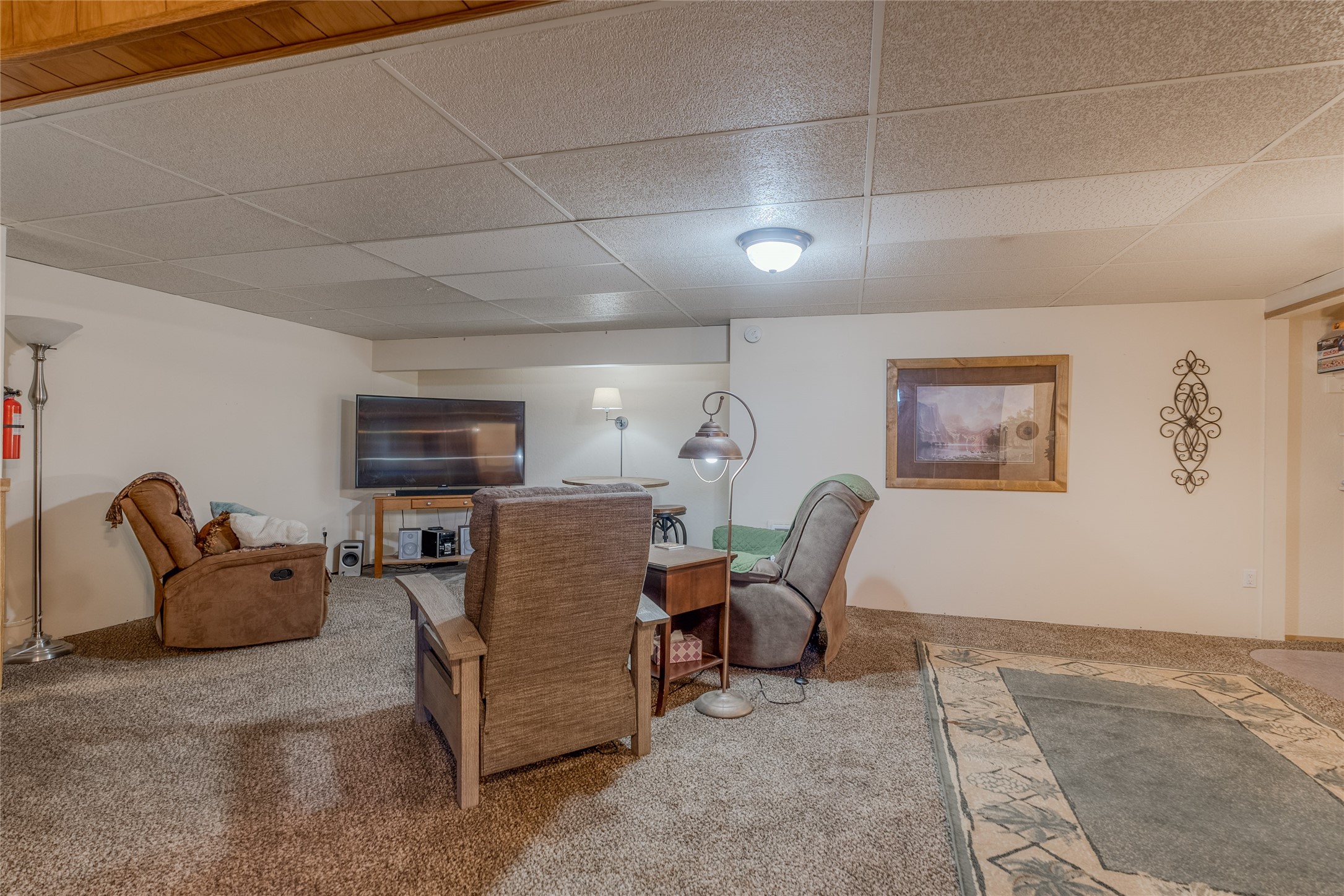 154 W Valley Acres