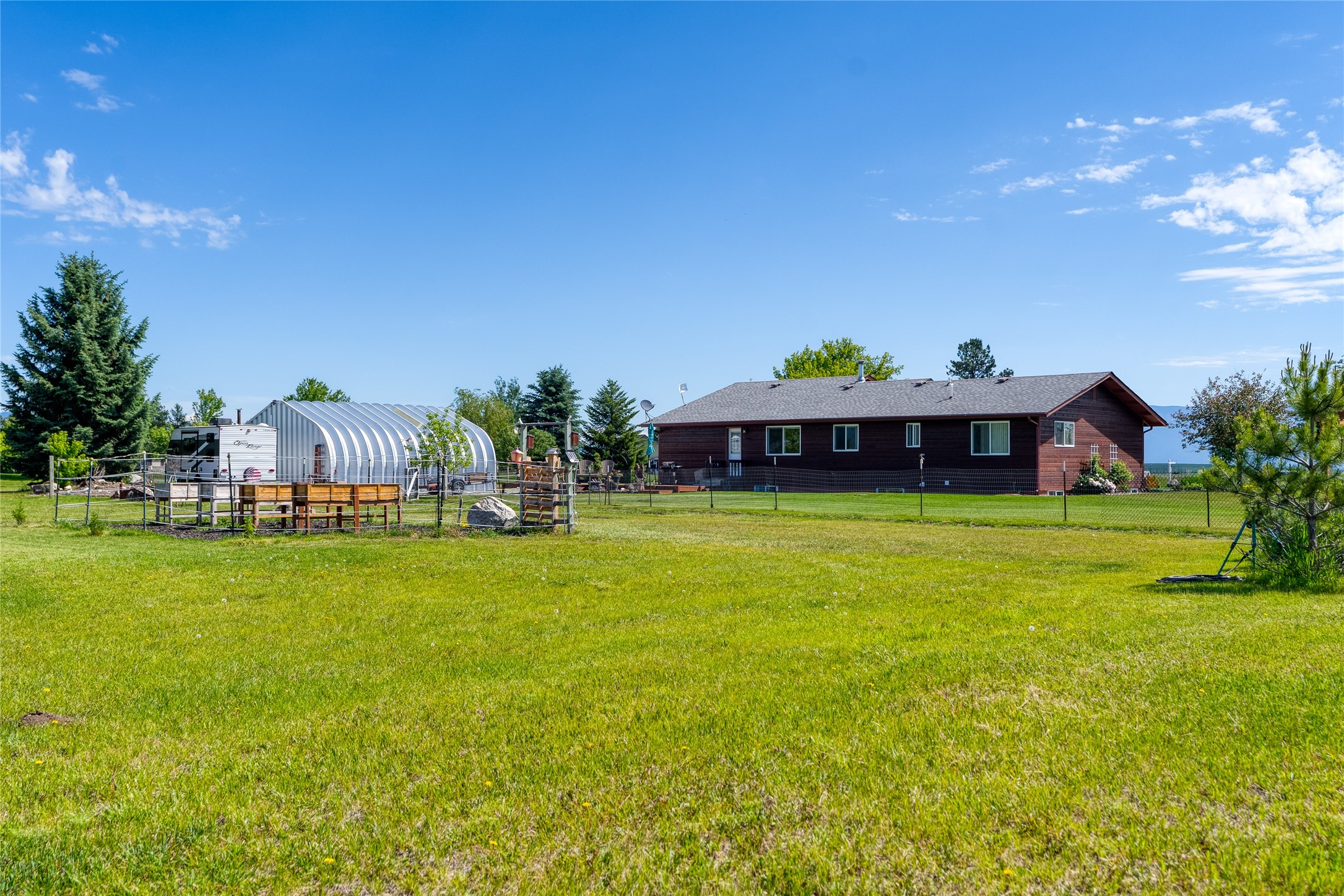 154 W Valley Acres
