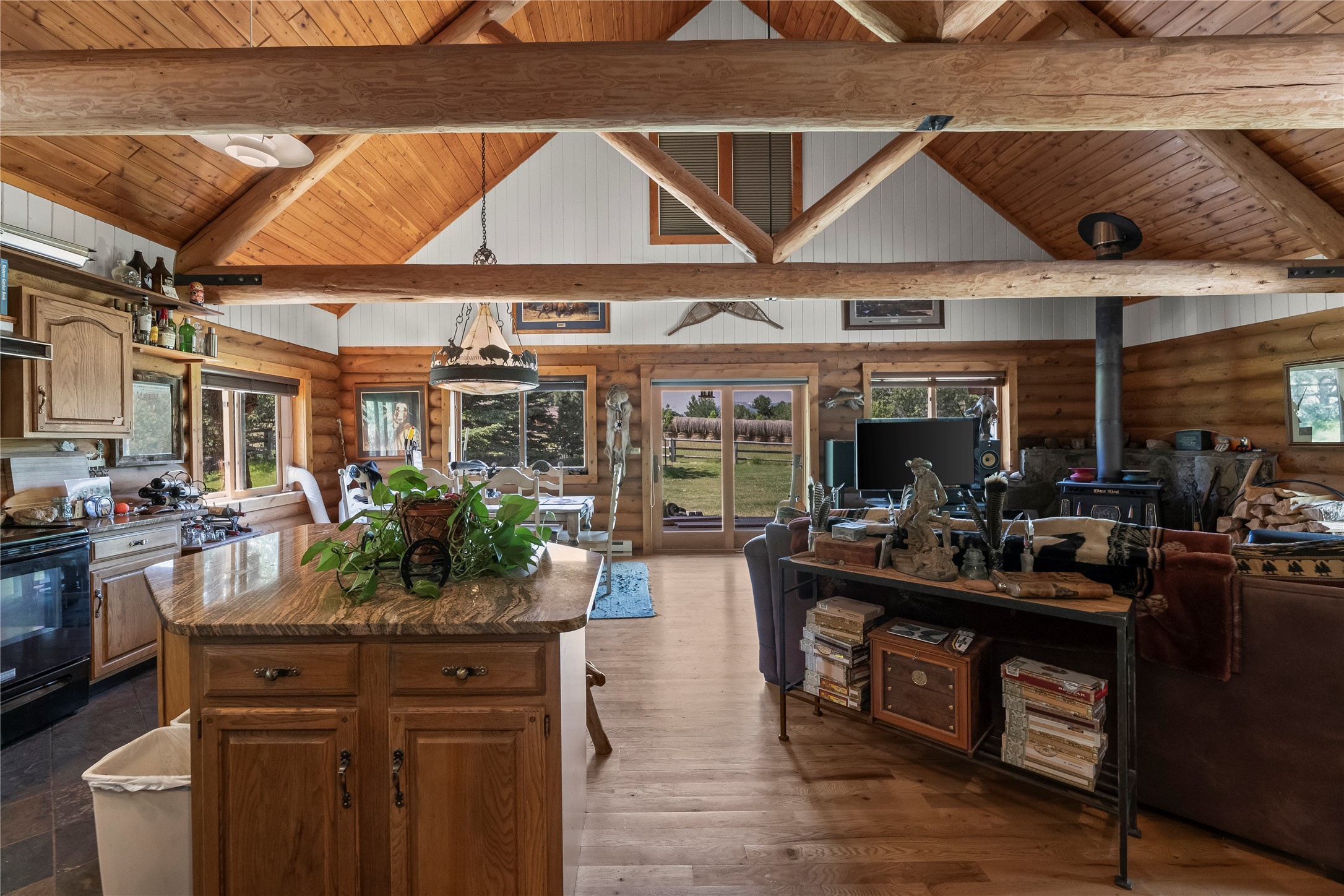 380 W Boulder Road
