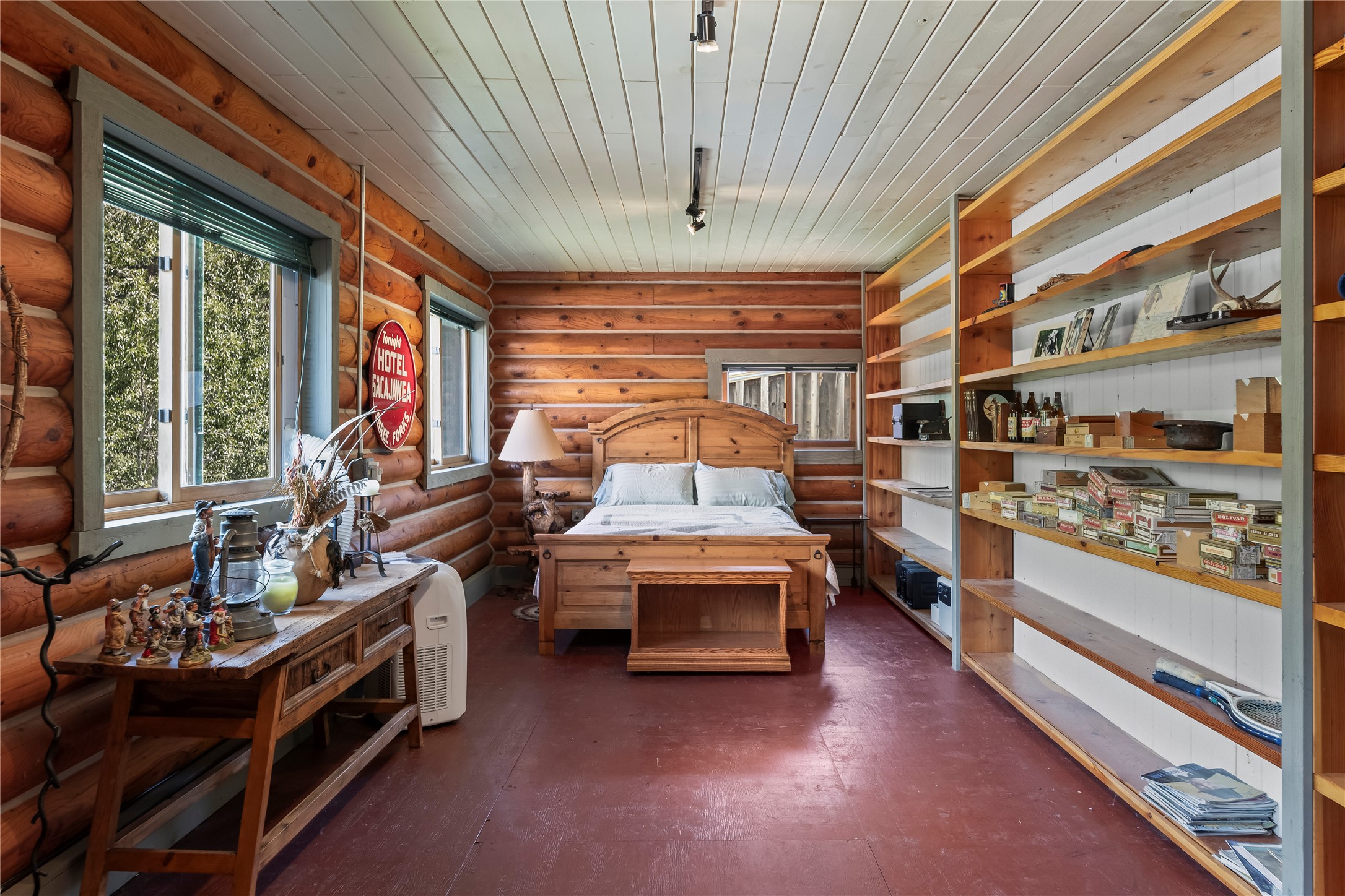 380 W Boulder Road