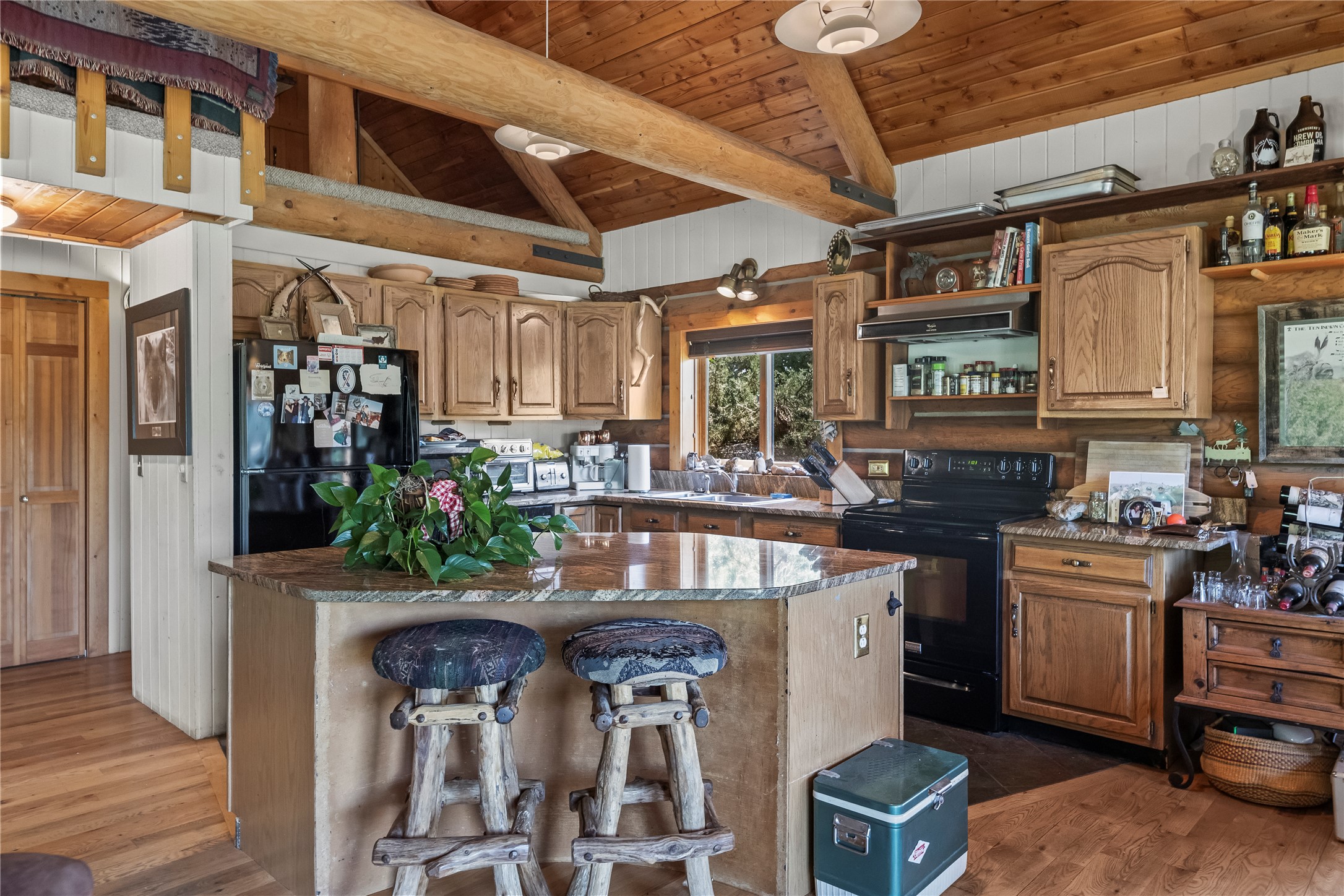 380 W Boulder Road