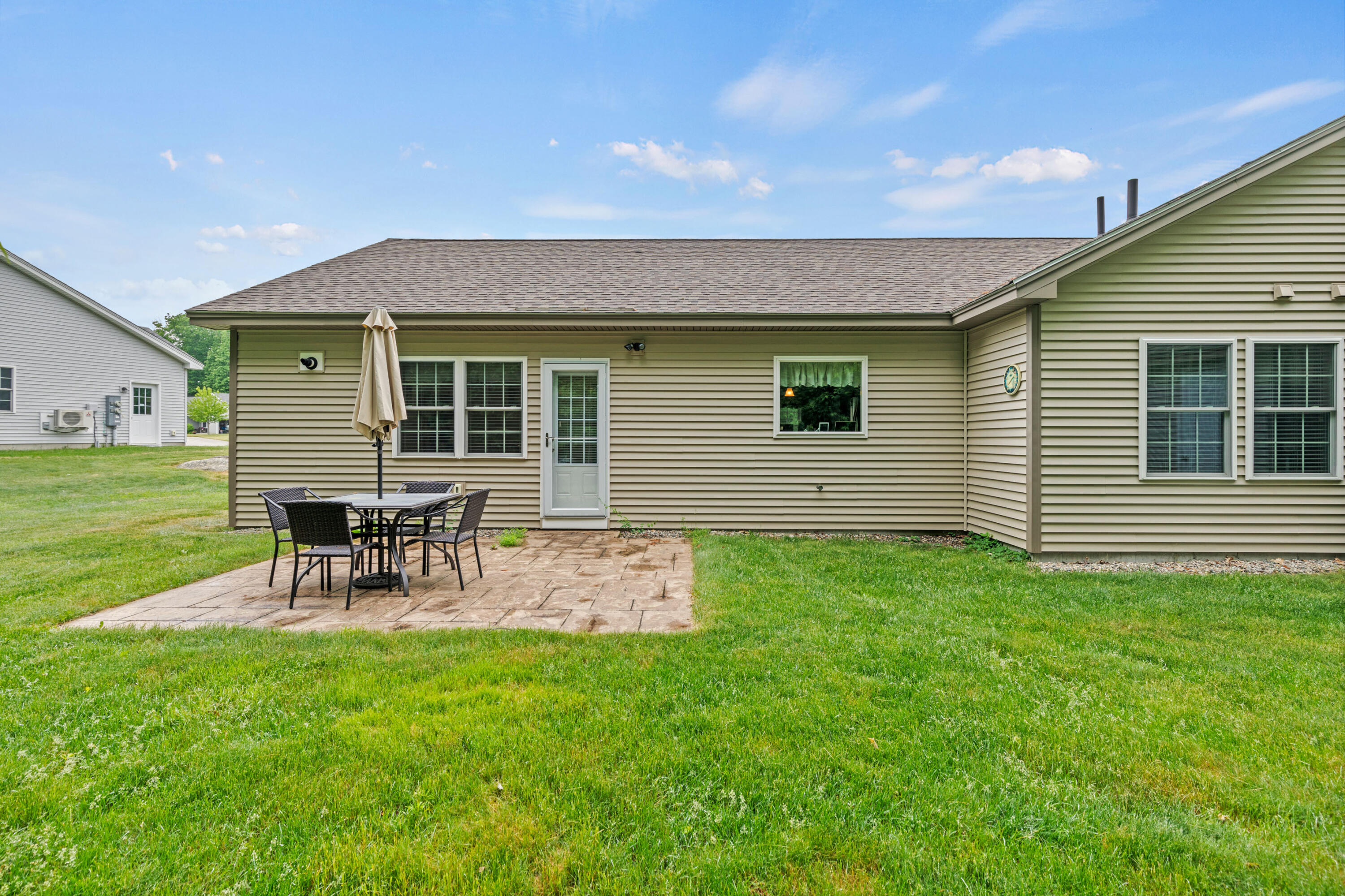 3 Berry Lane, 102