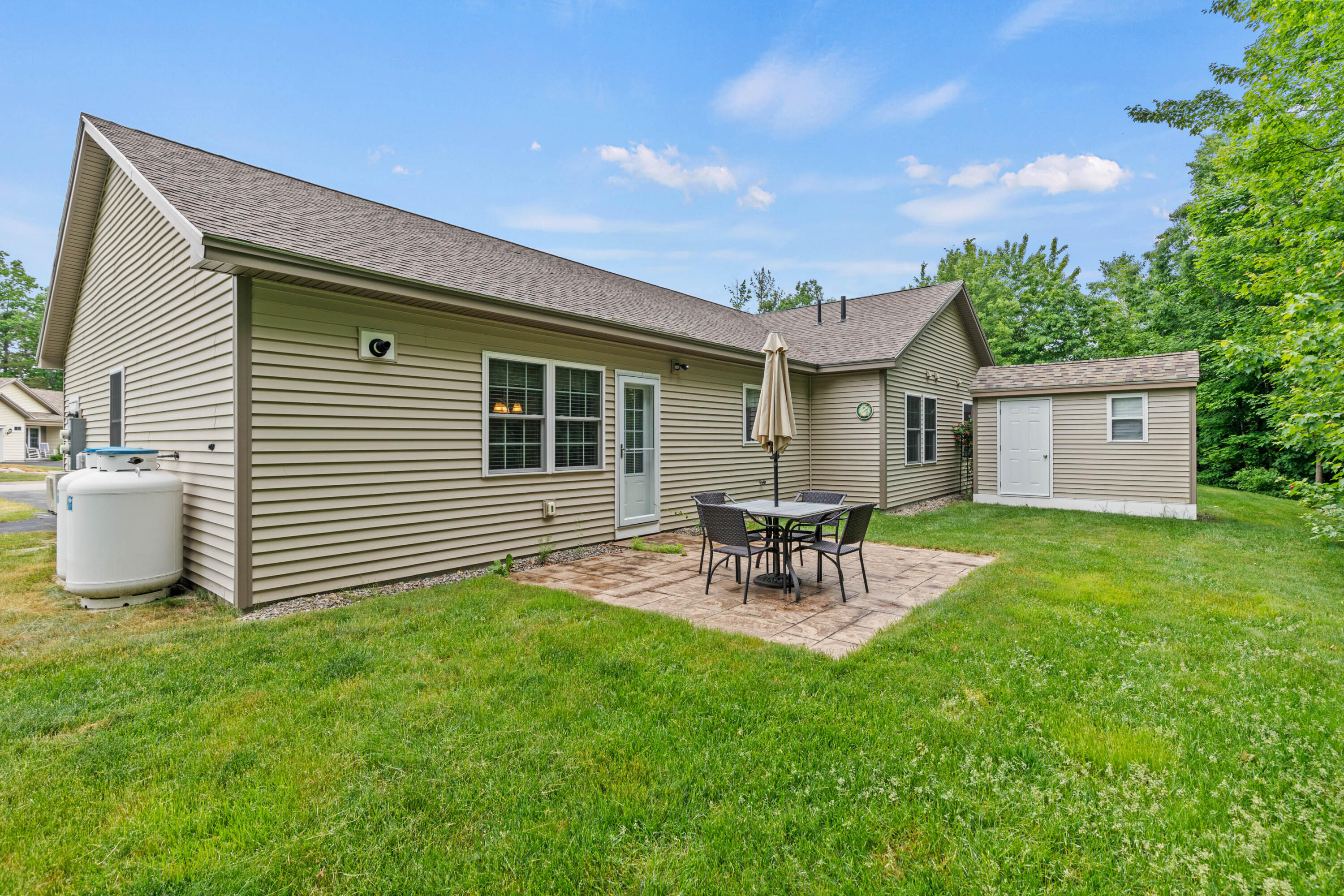 3 Berry Lane, 102
