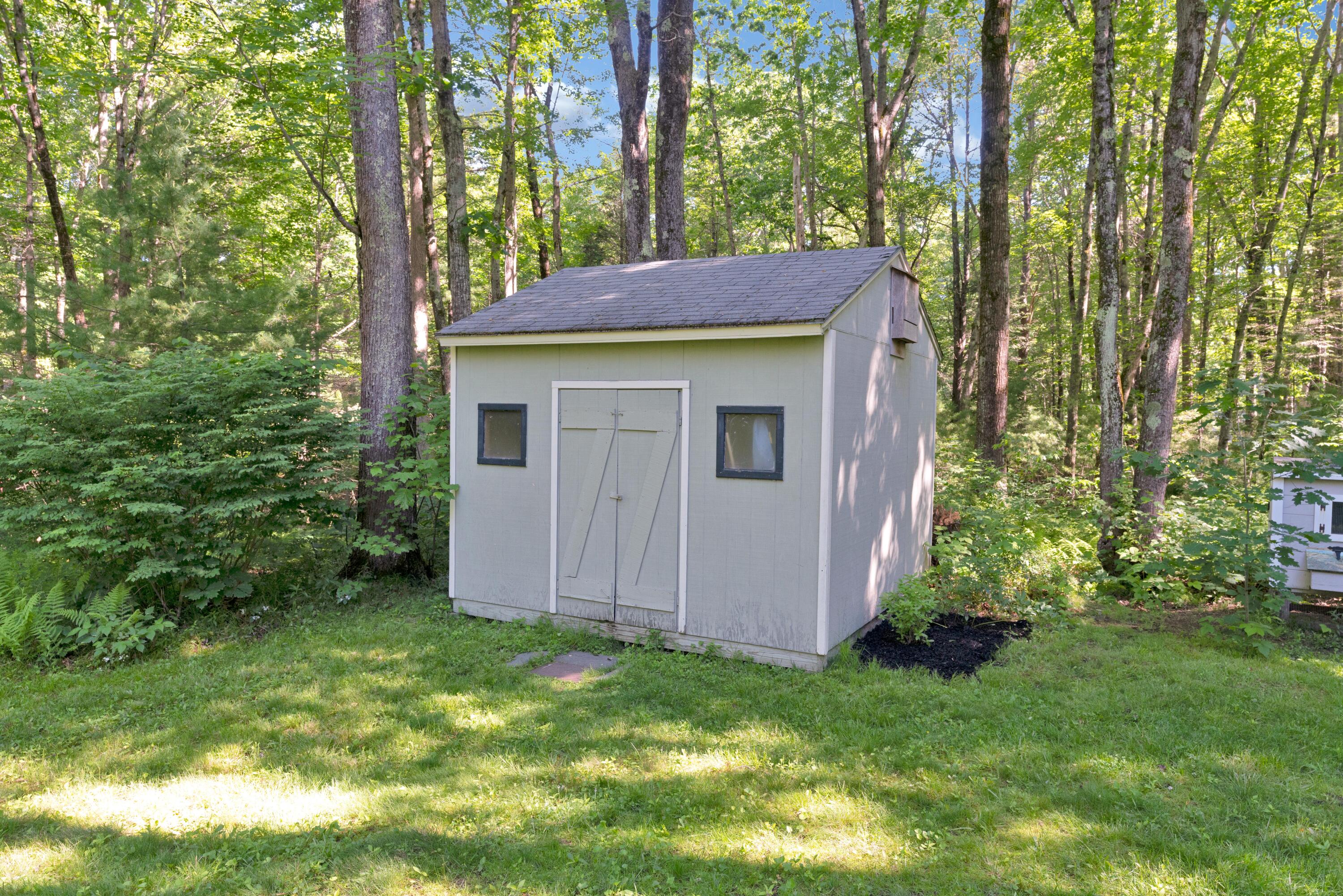 2 Birchcroff Lane