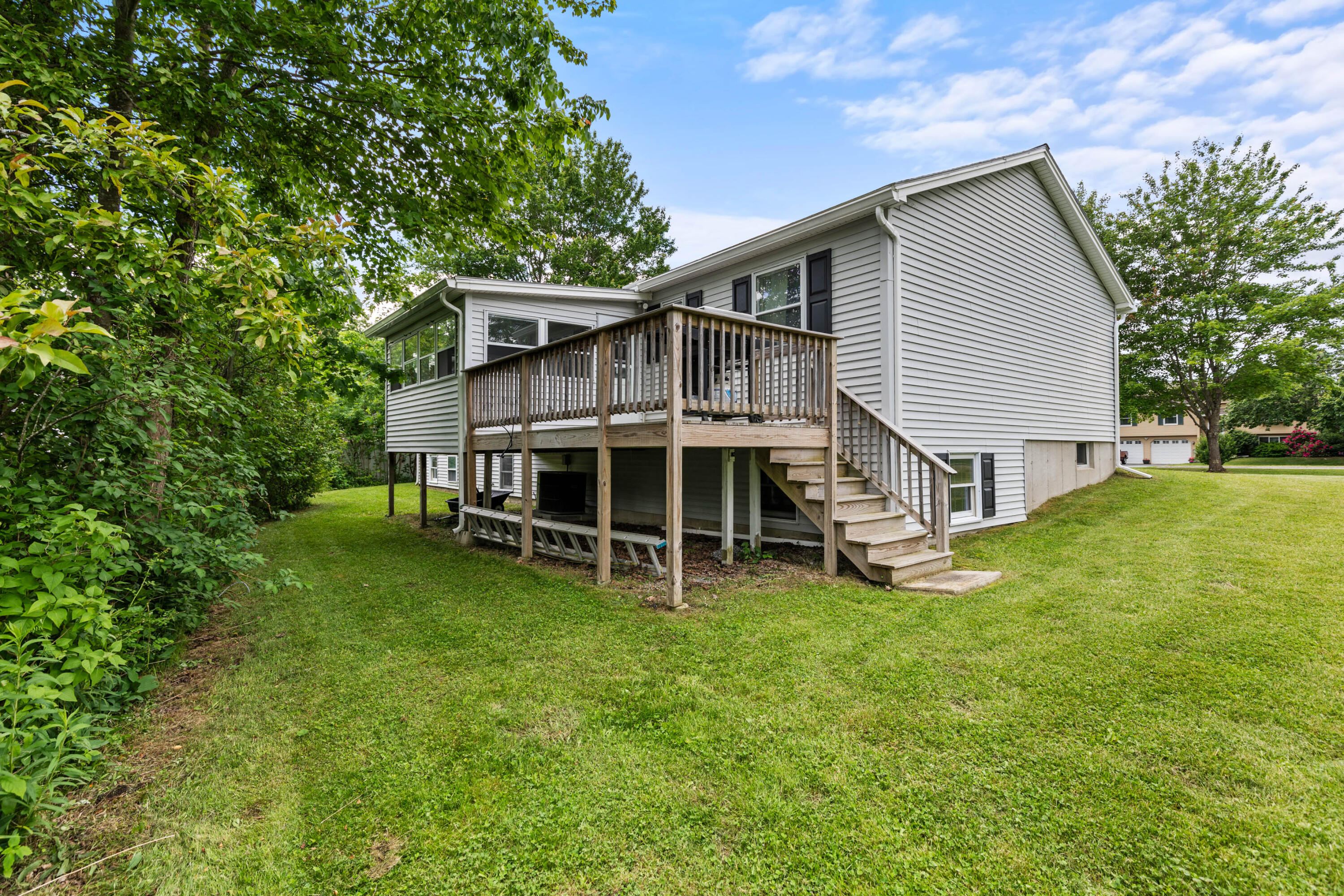 33 Cathedral Oaks Drive