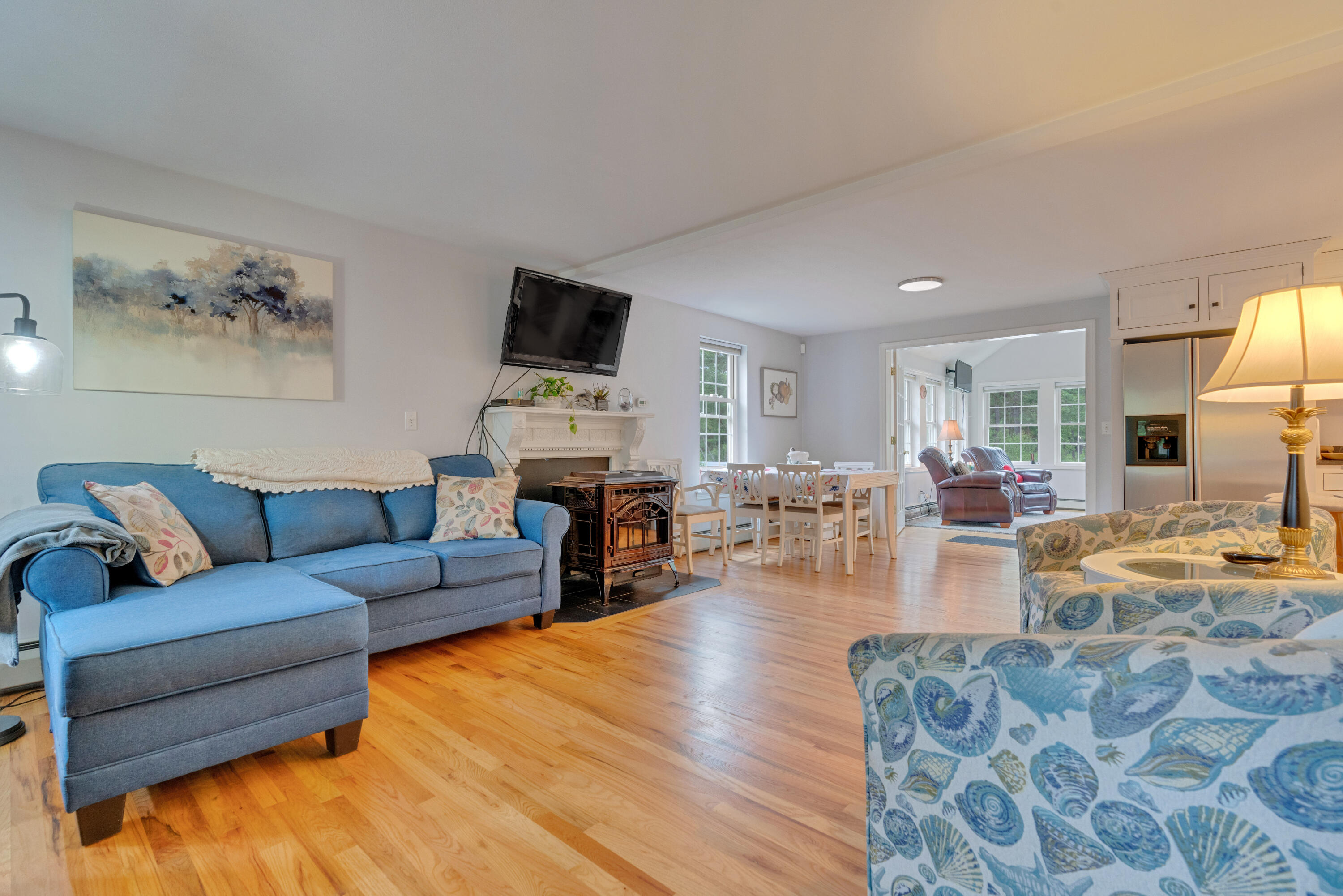 83 Country Club 2 Road