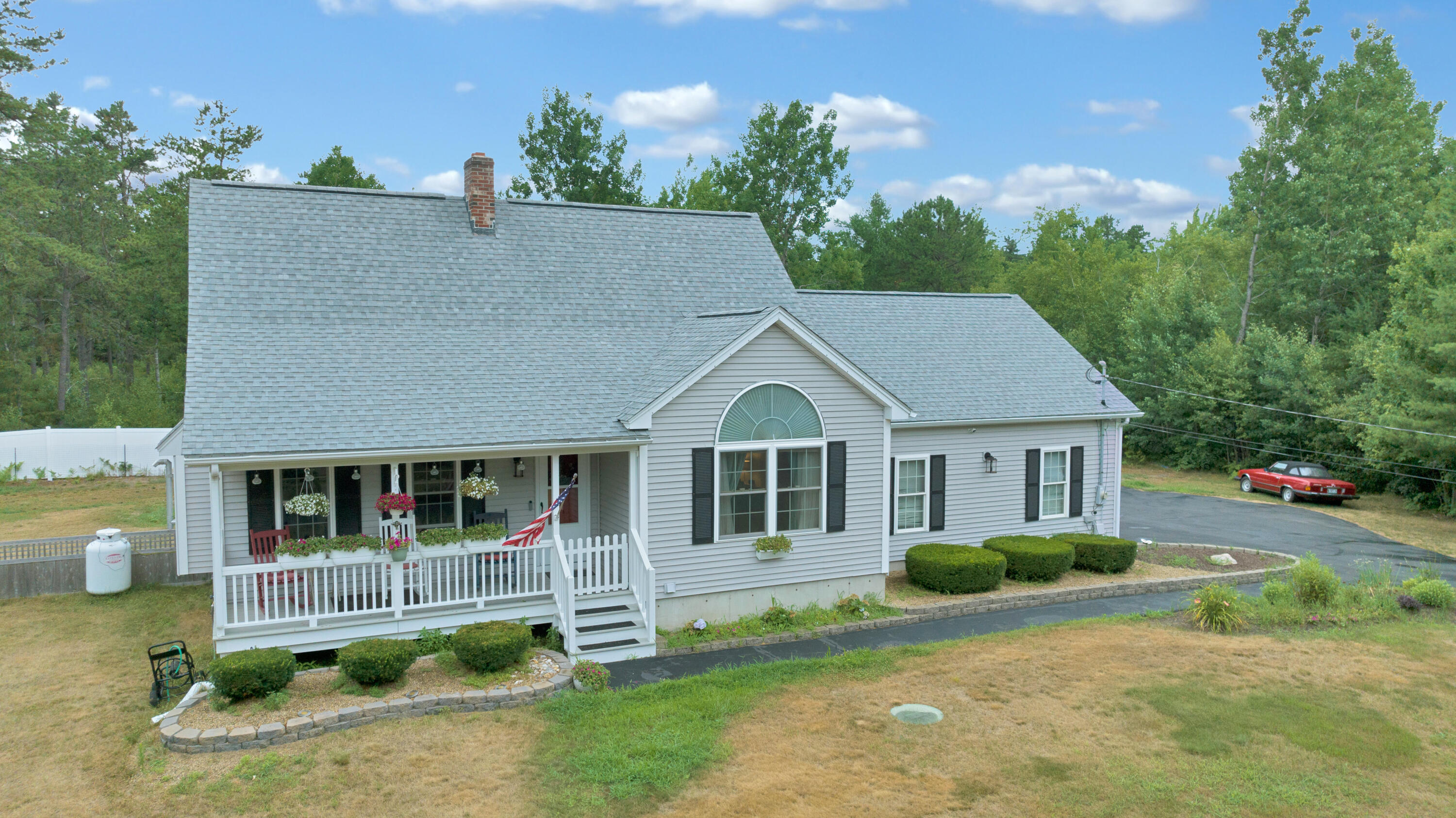 83 Country Club 2 Road