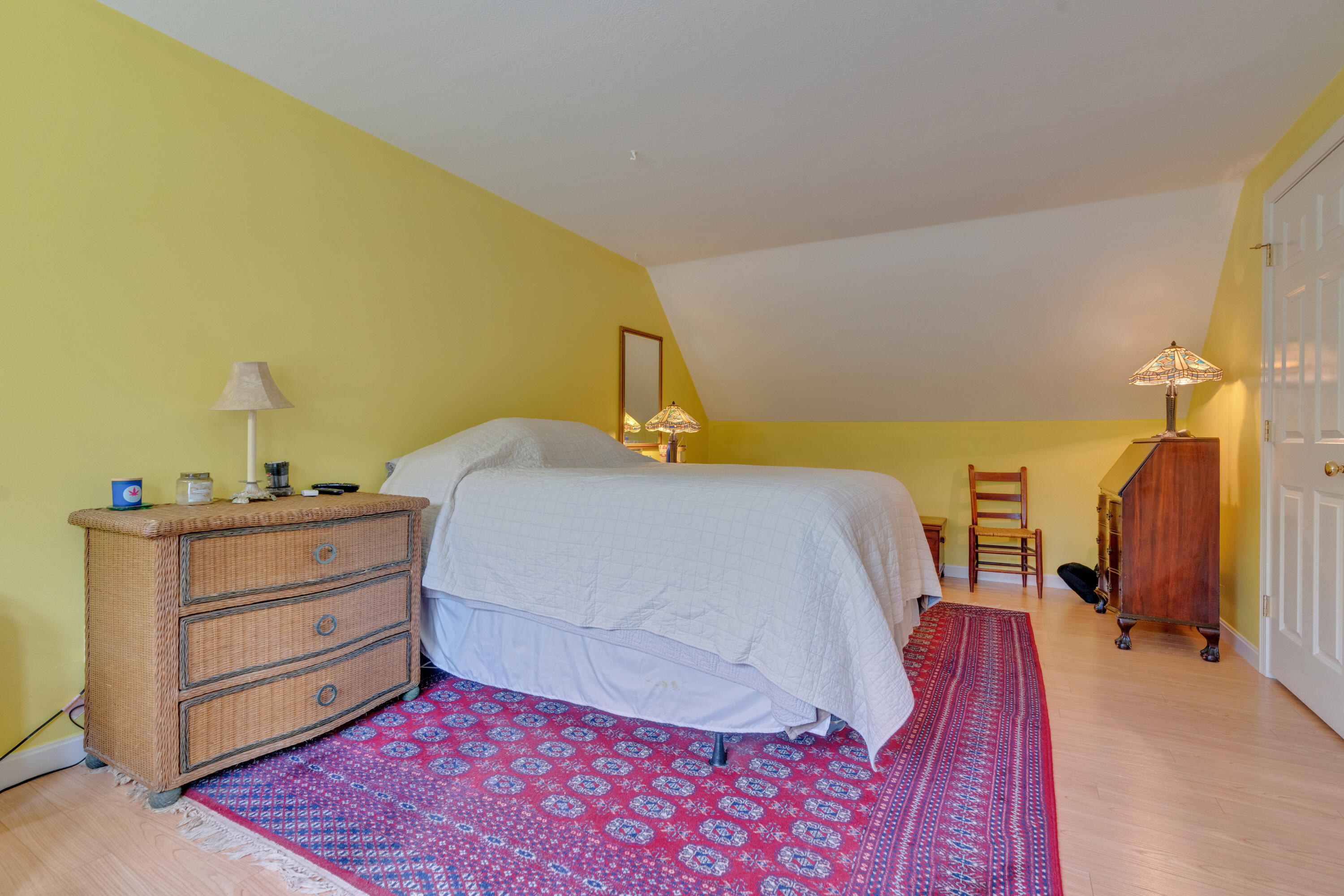 83 Country Club 2 Road