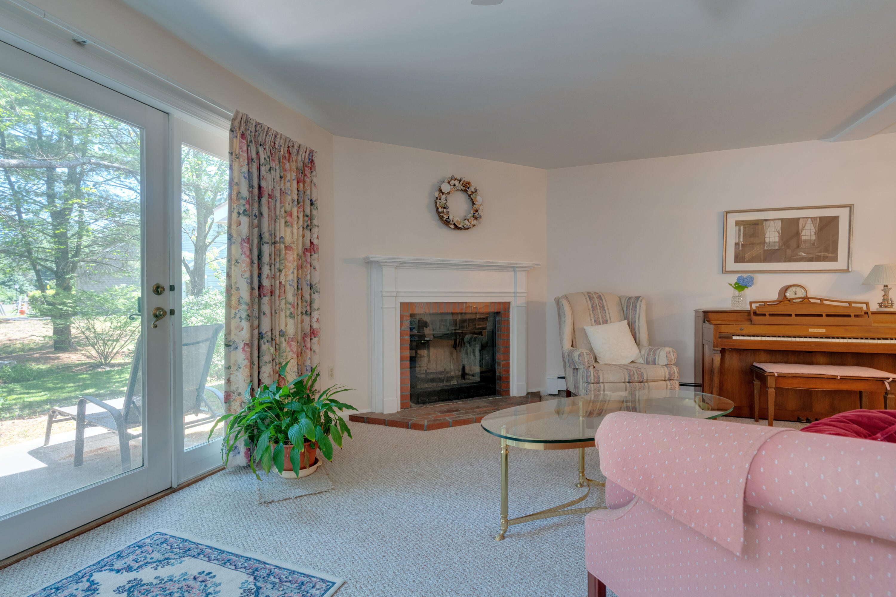 4 Settlers Court, 302