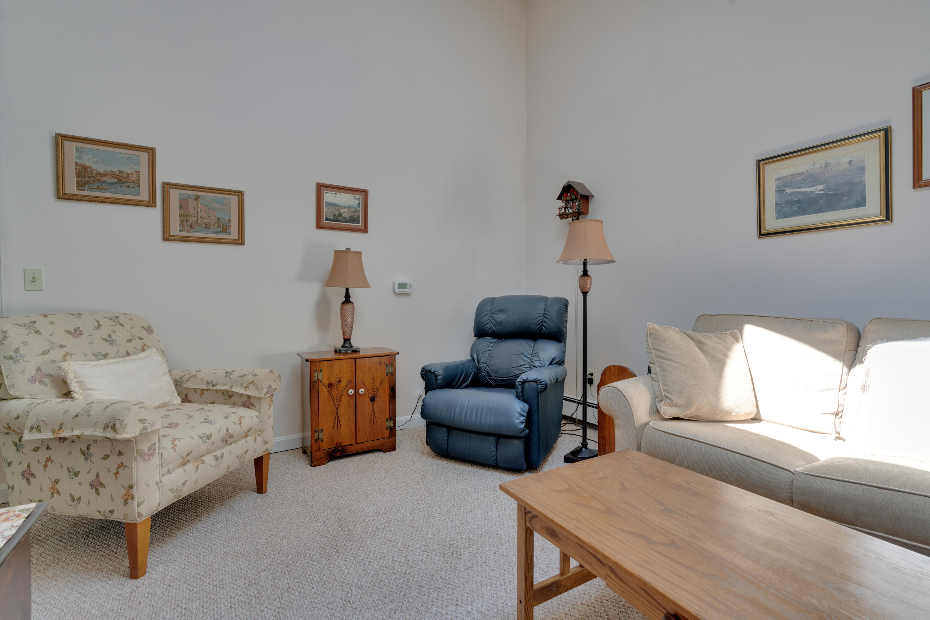 4 Settlers Court, 302