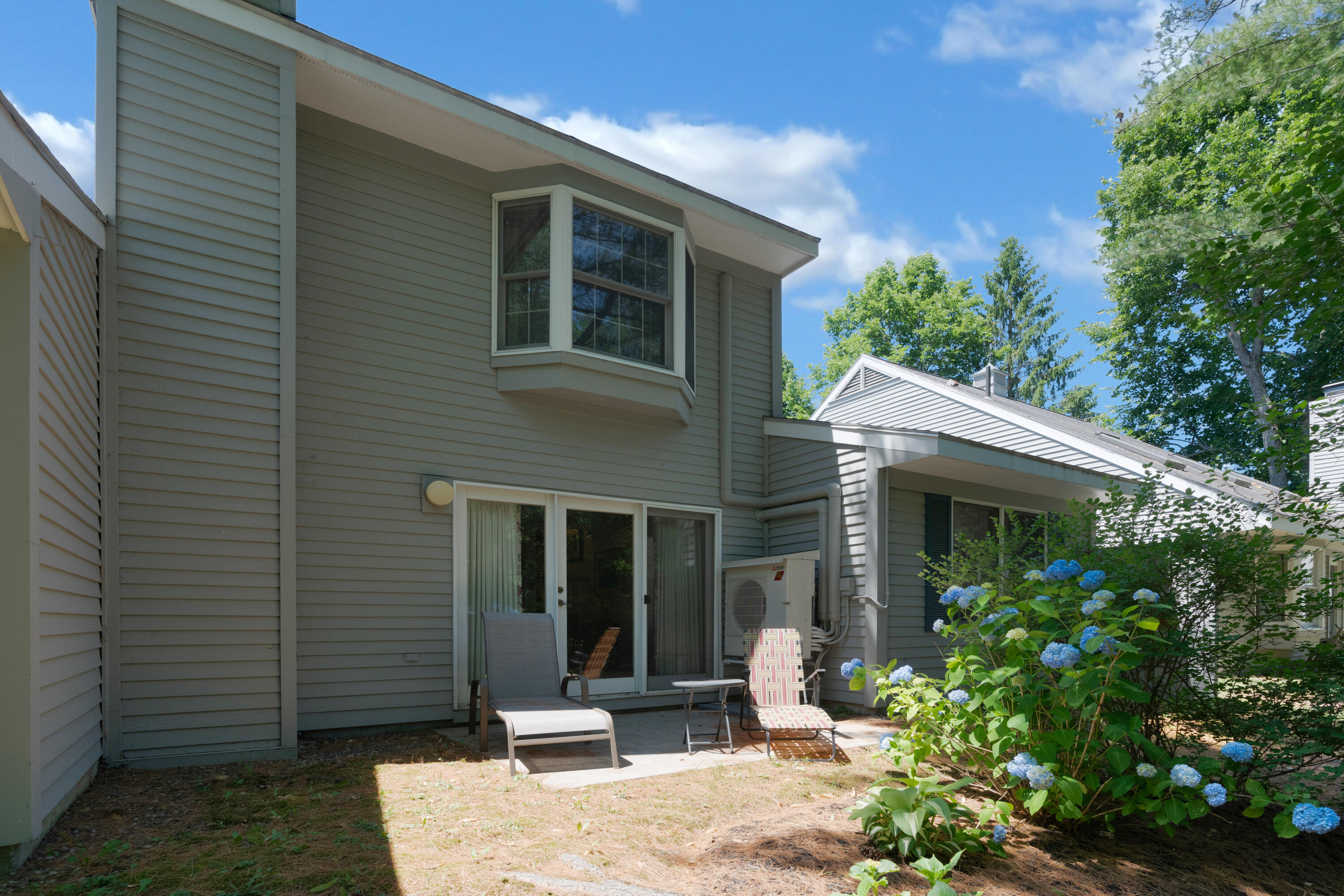 4 Settlers Court, 302