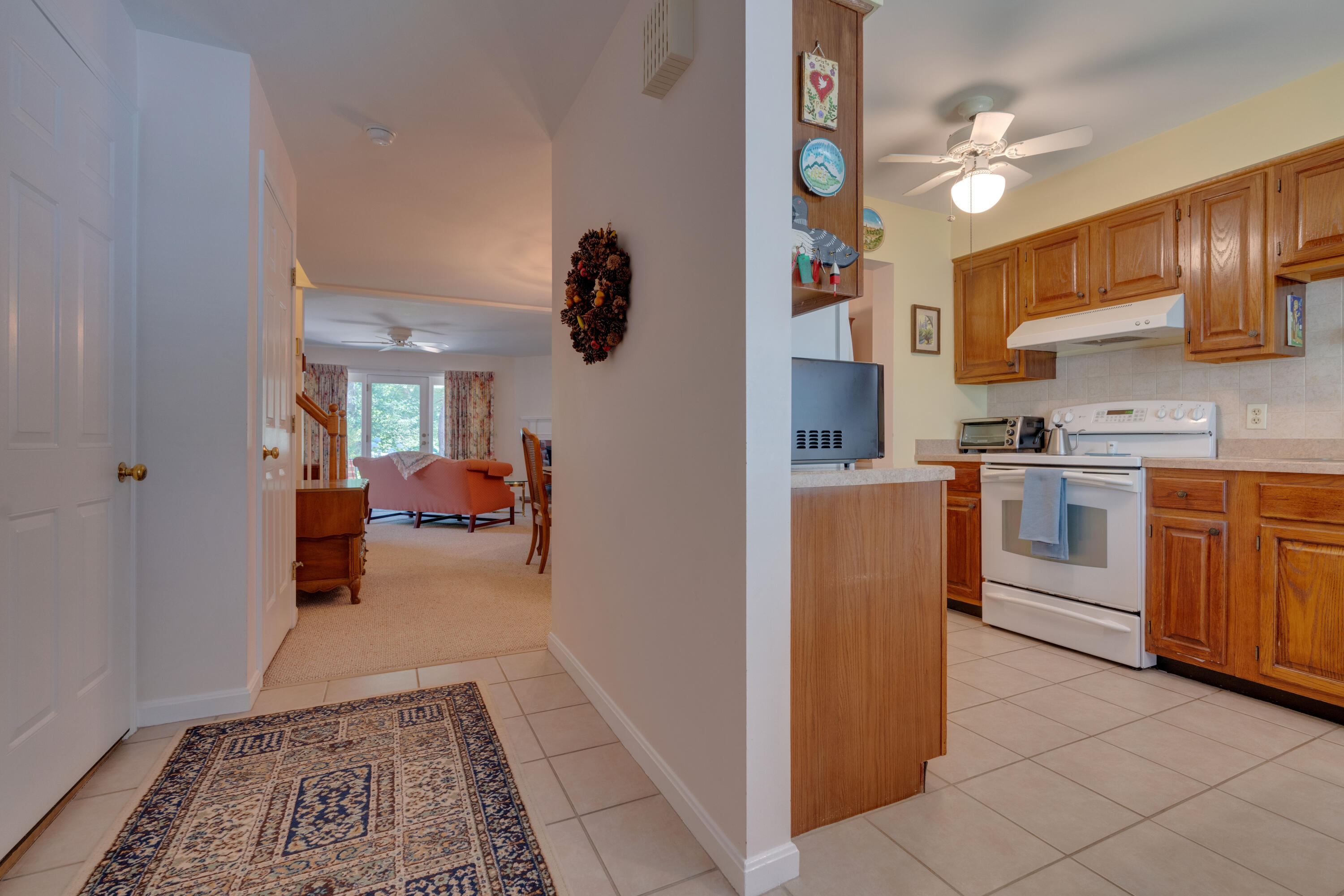 4 Settlers Court, 302