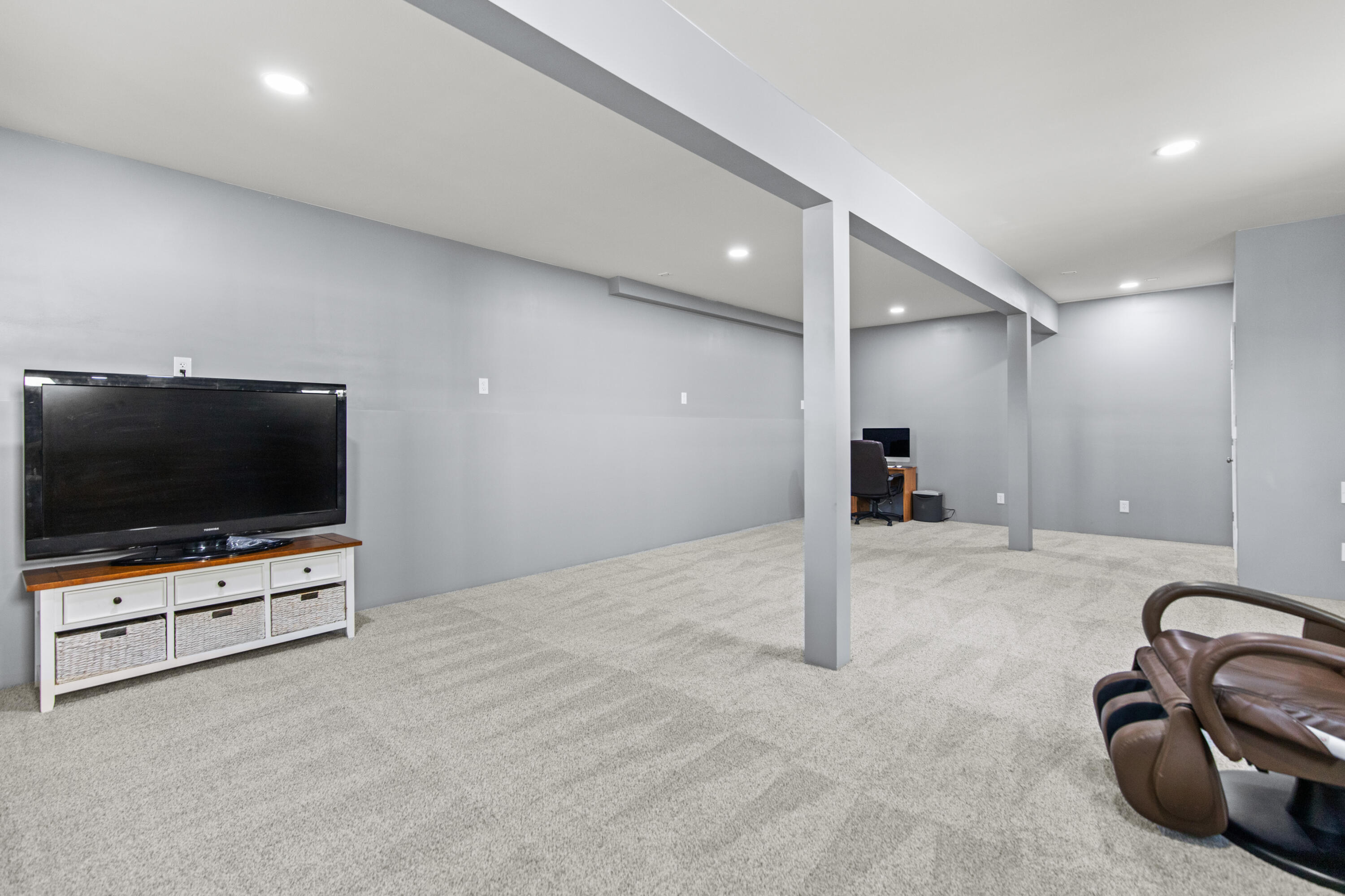 589 Songo Pond Road