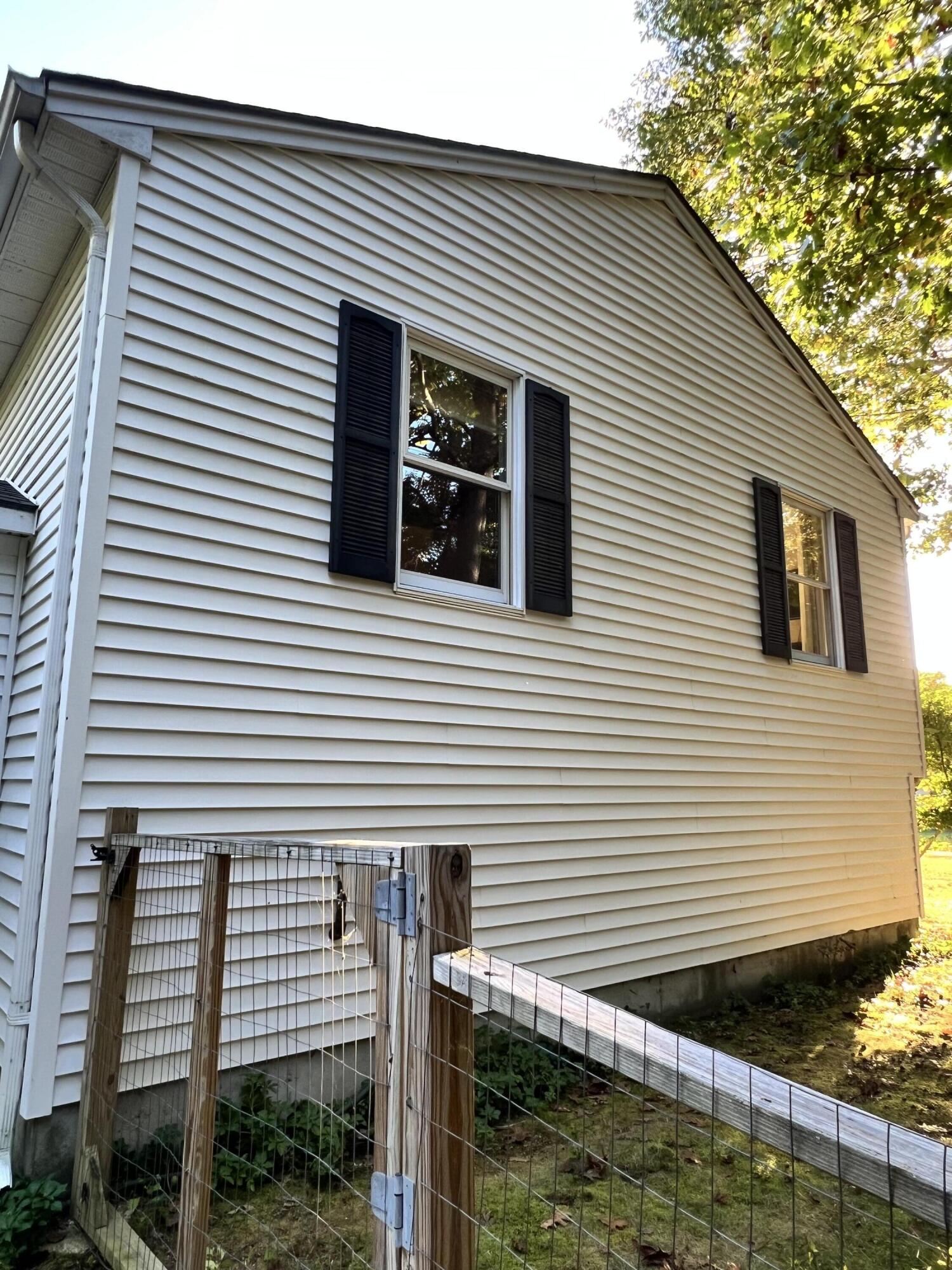 80 Fall Ridge Road