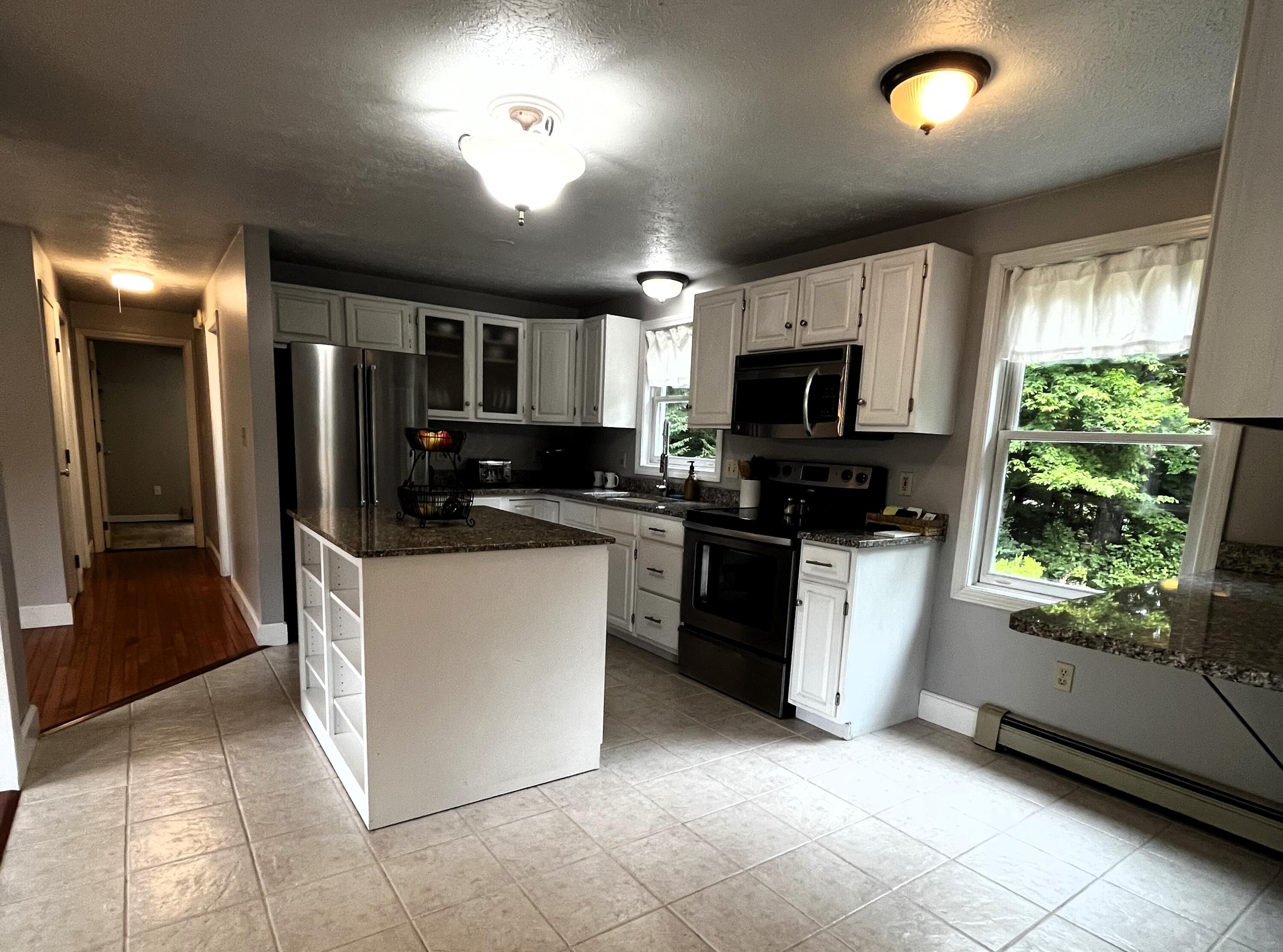 80 Fall Ridge Road