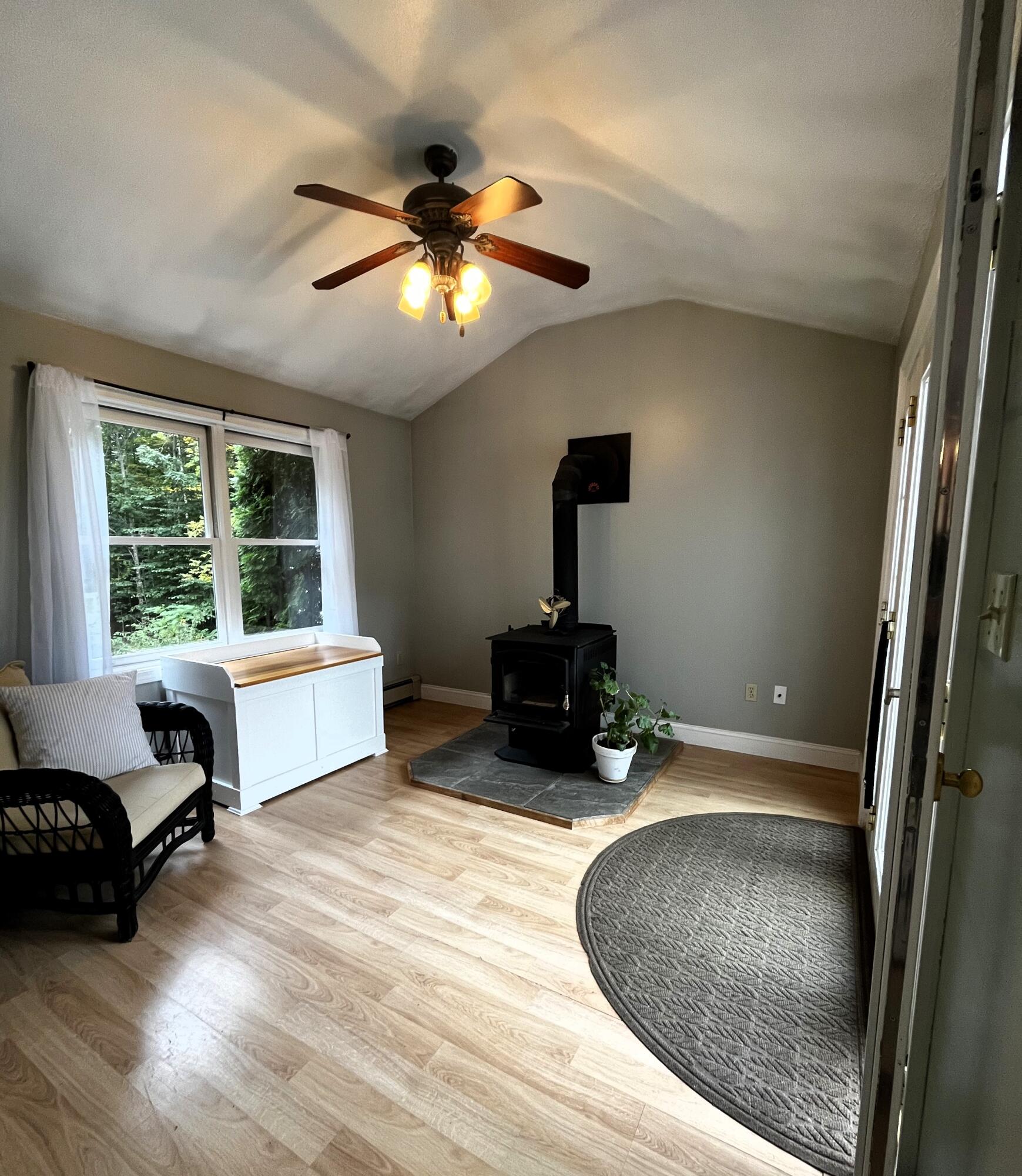 80 Fall Ridge Road