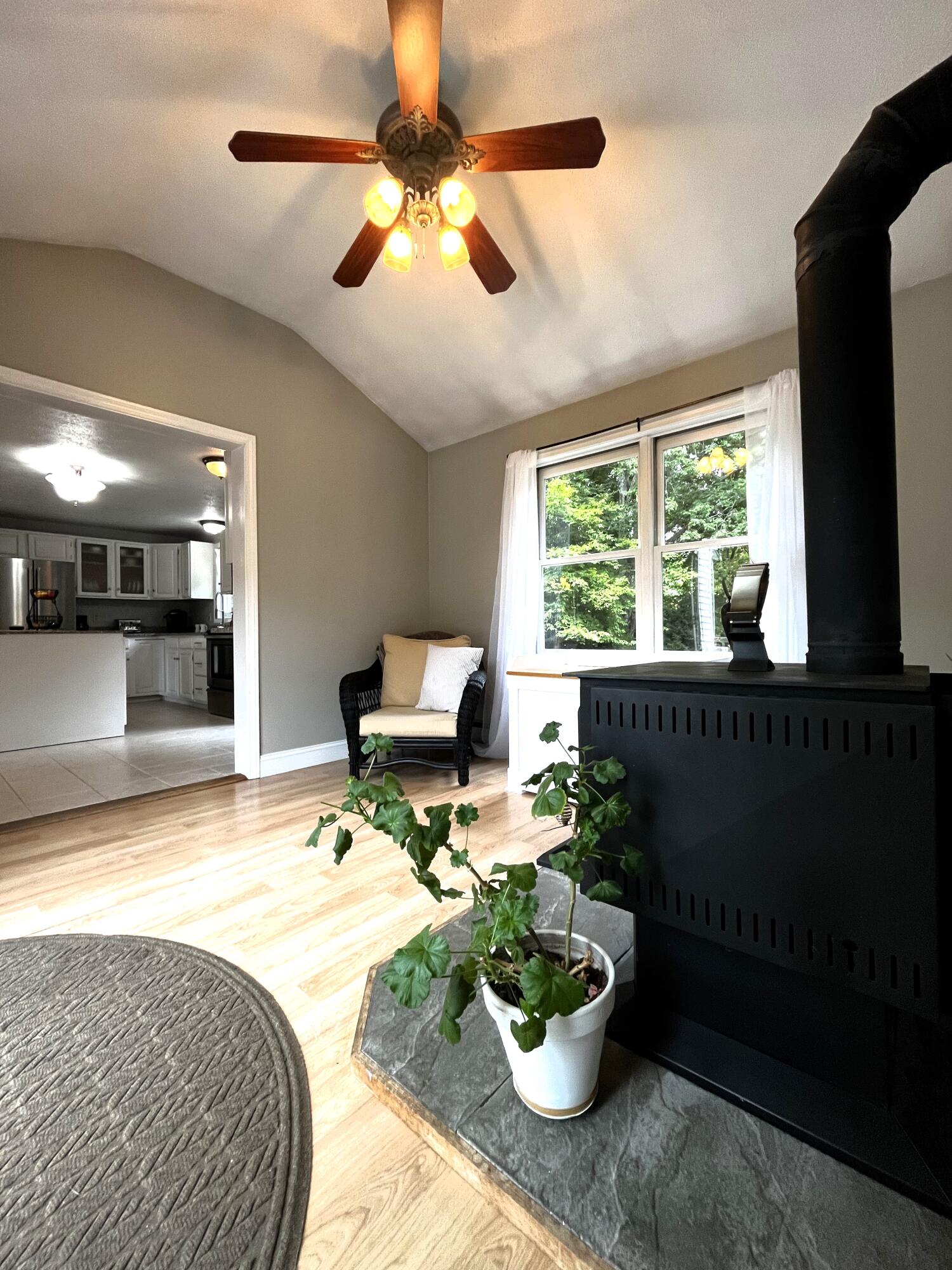80 Fall Ridge Road