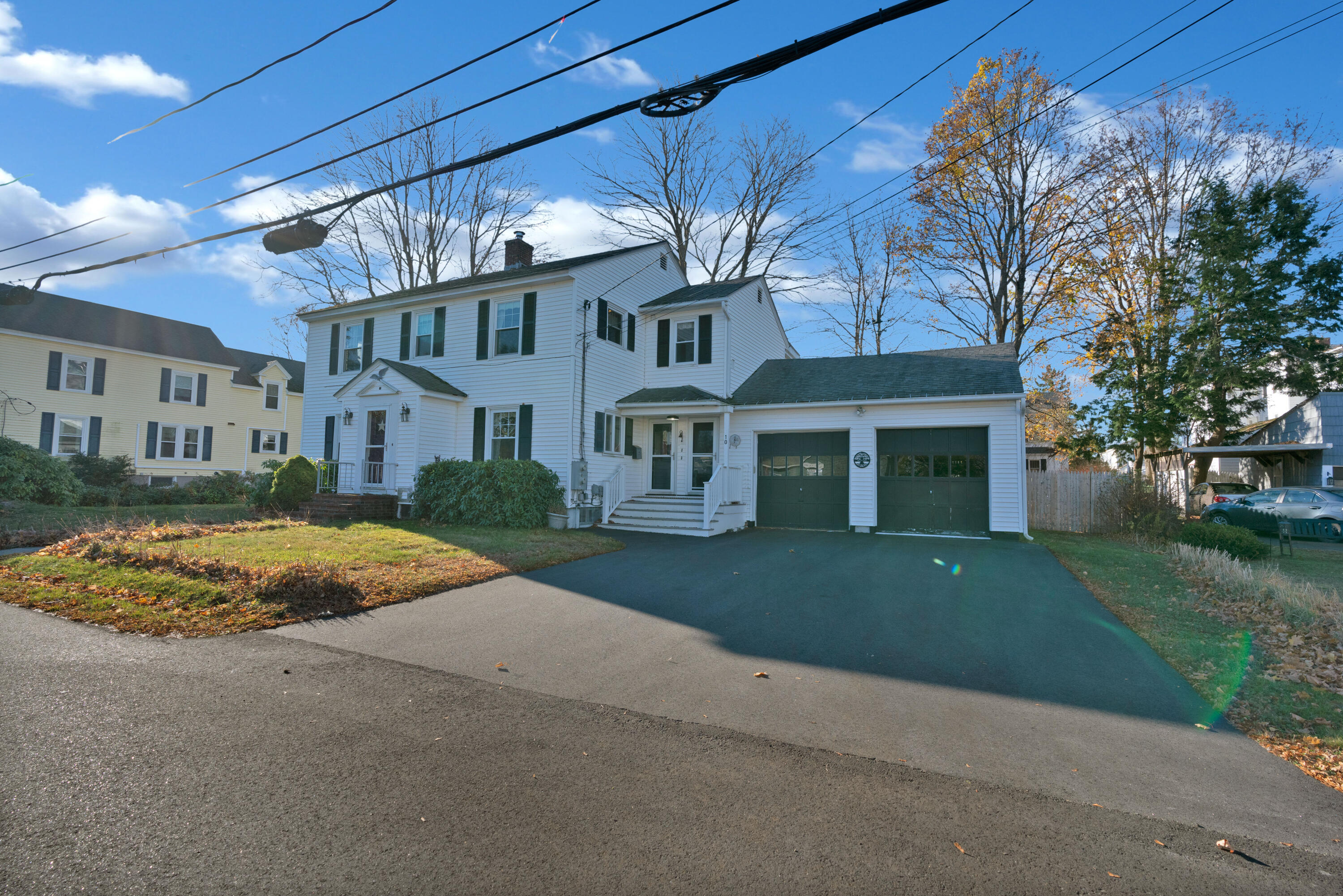 10 Herring Avenue
