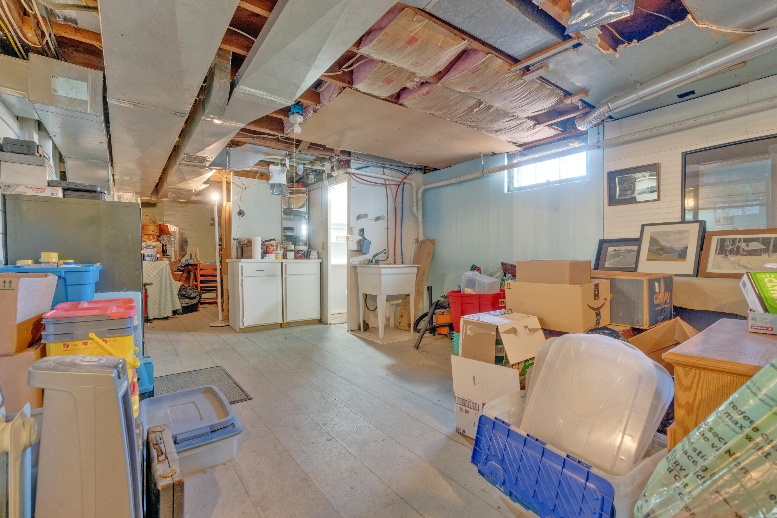 10 Herring Avenue