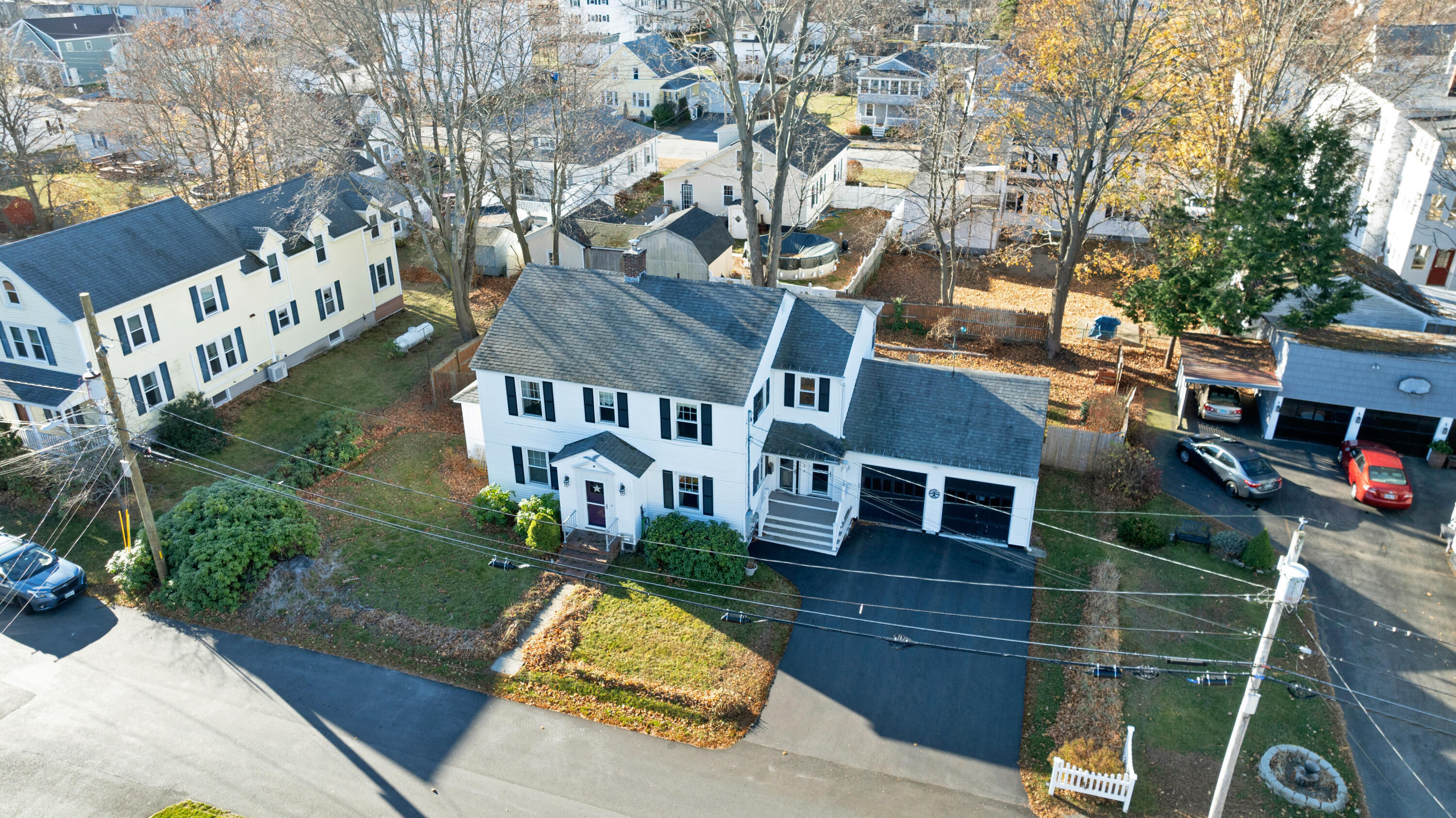 10 Herring Avenue