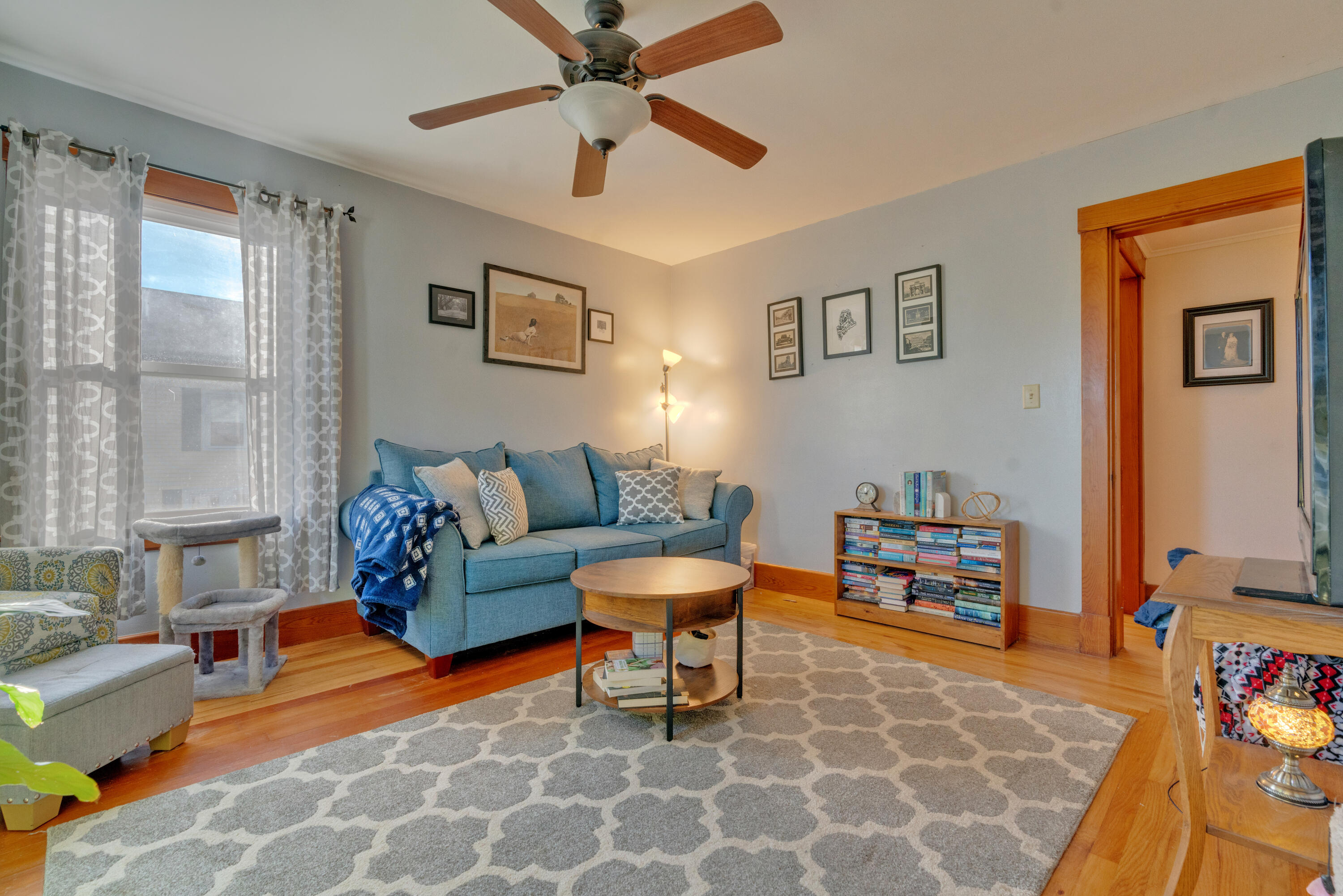 10 Herring Avenue