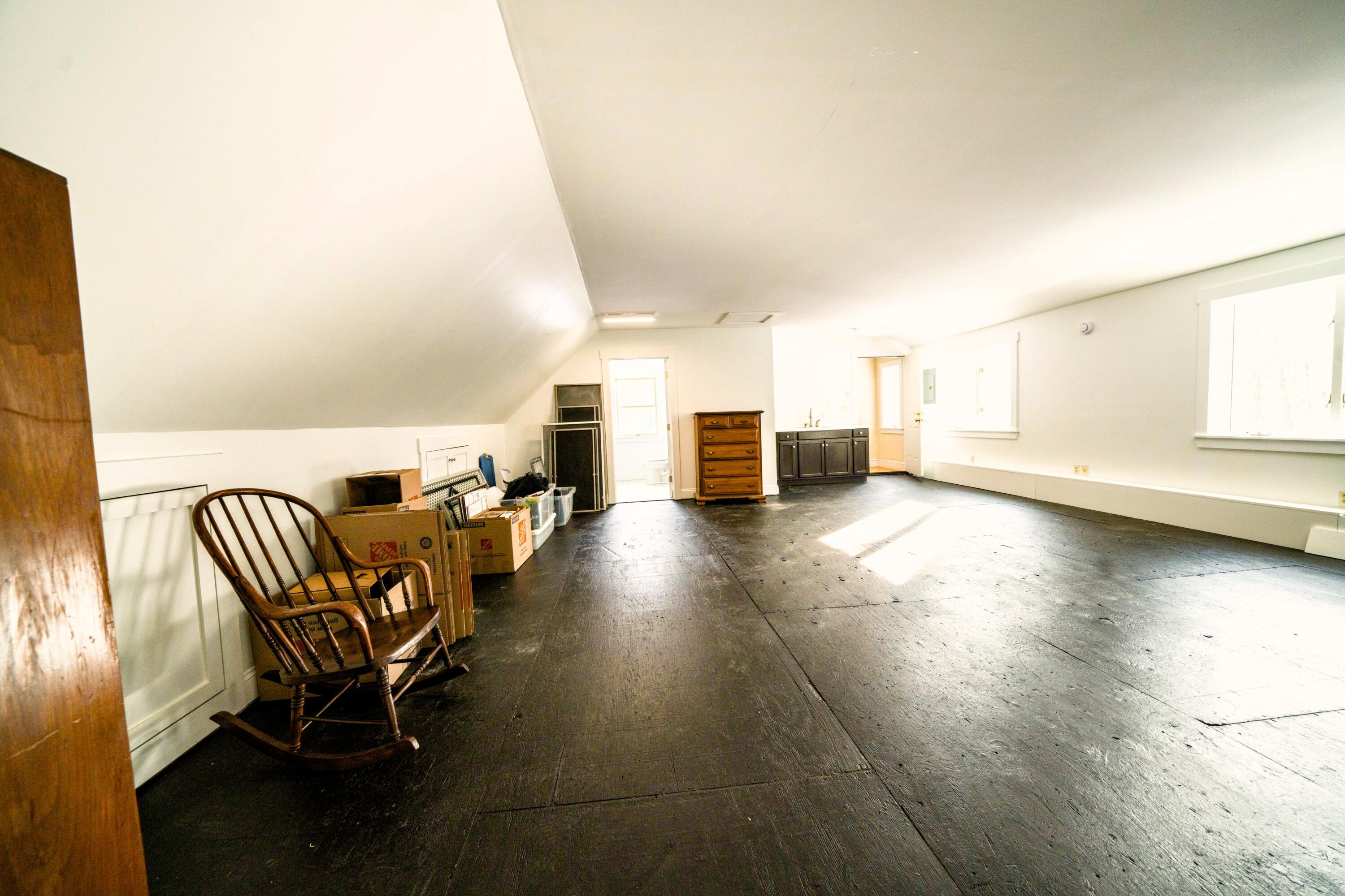 16 Grist Mill Drive