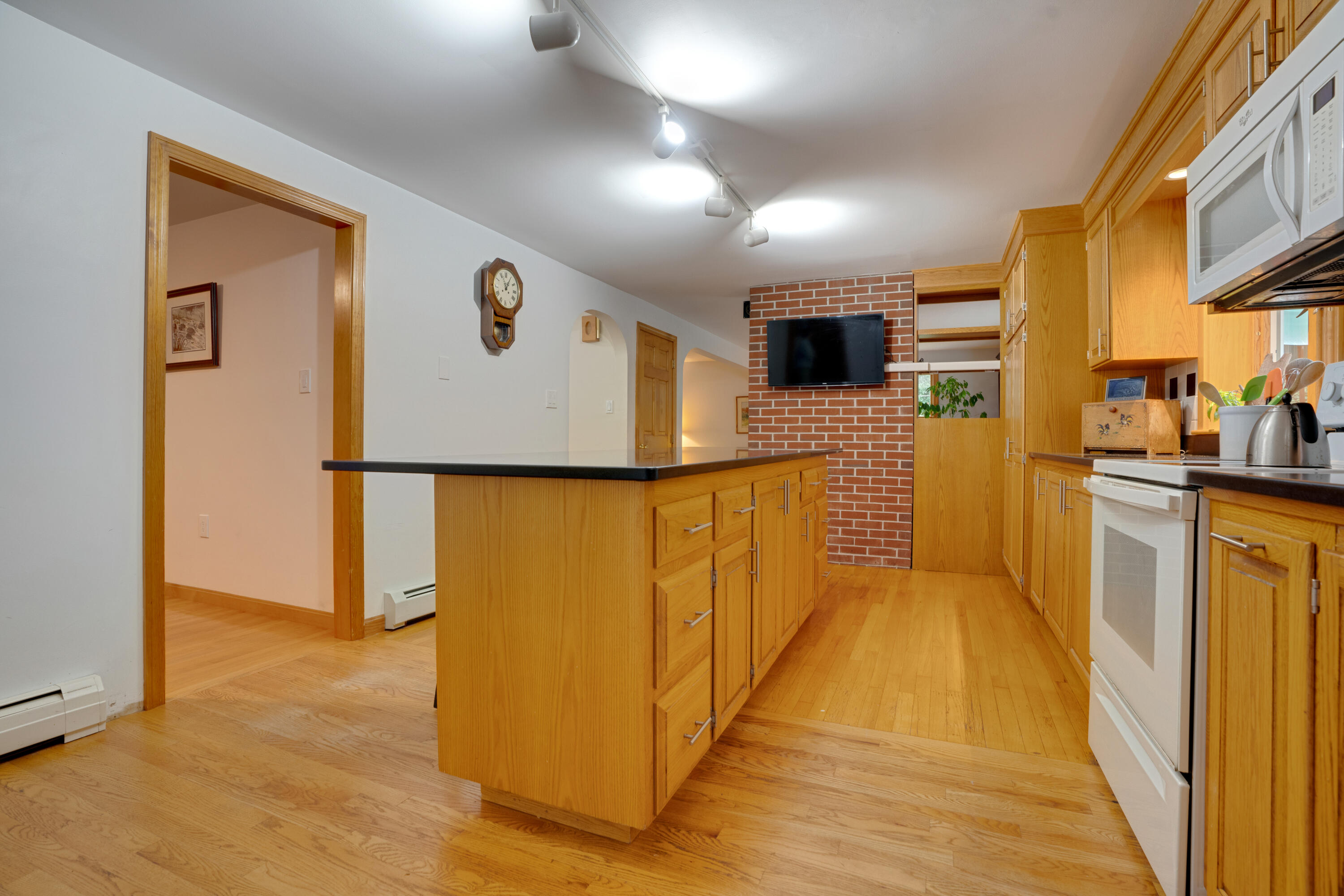 16 Grist Mill Drive