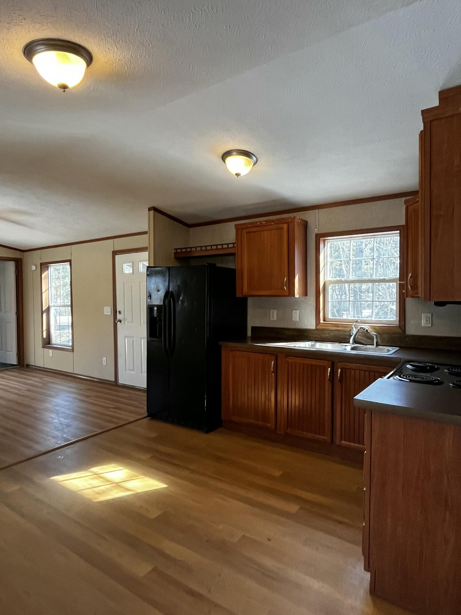 1081 Federal Road