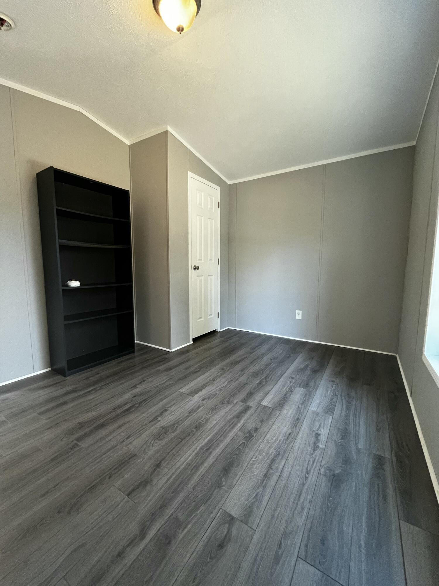 1081 Federal Road