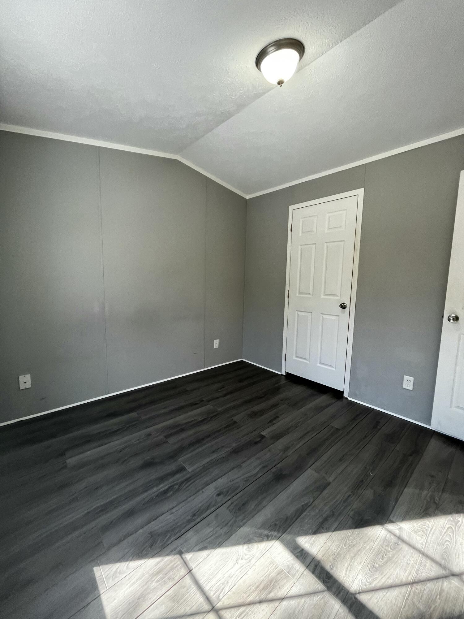 1081 Federal Road
