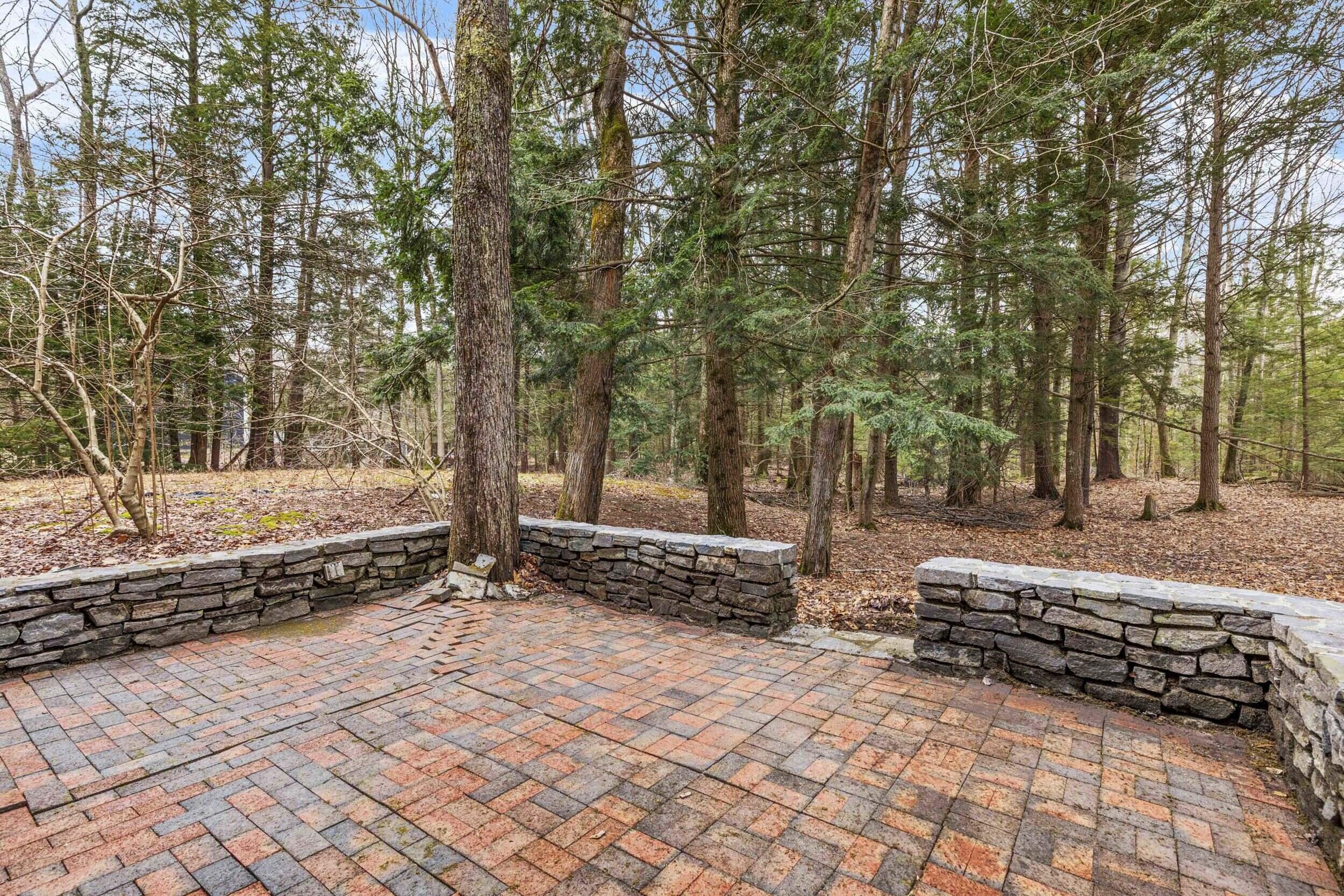16 Rockaway Road